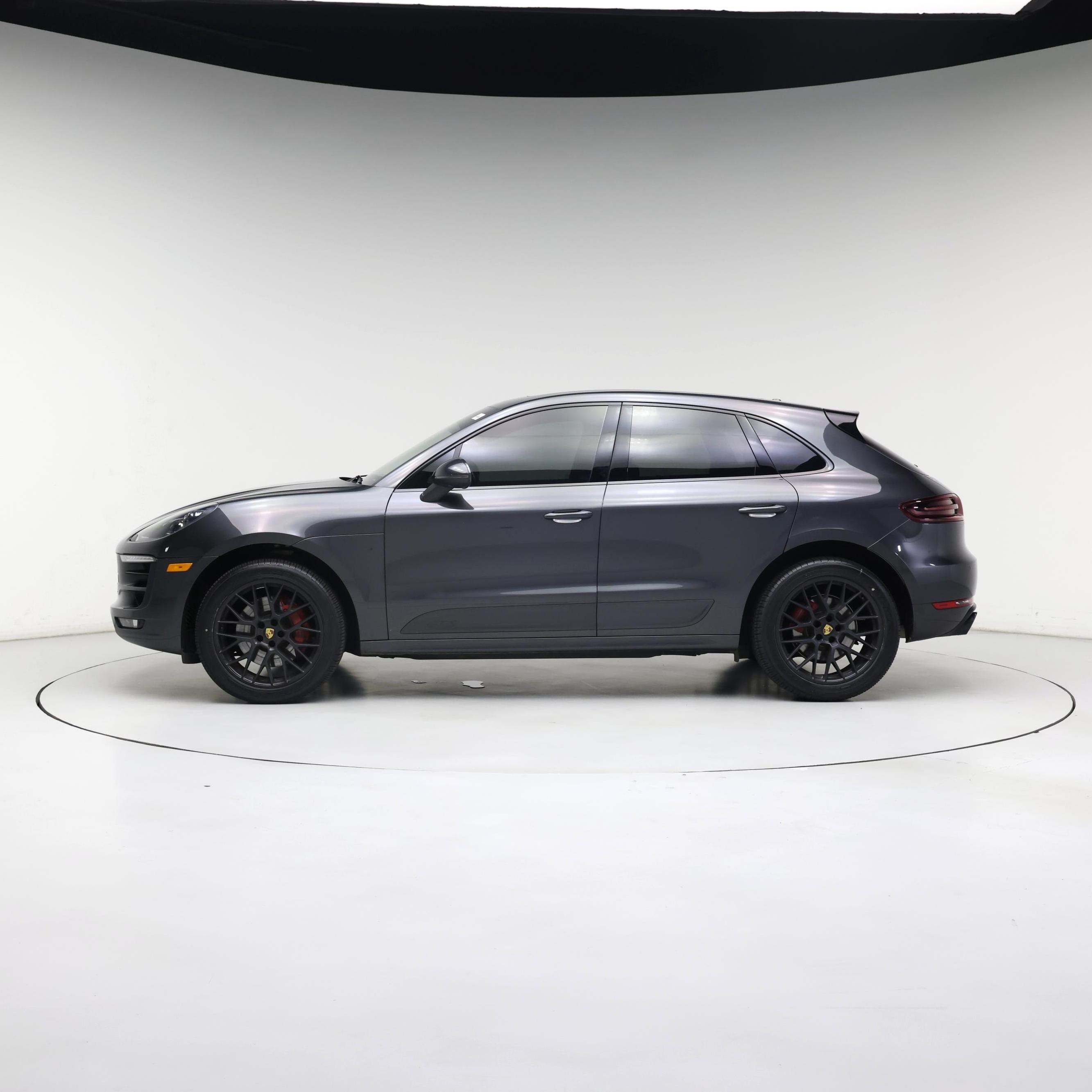 Thumbnail: 2017 Porsche Macan - 3