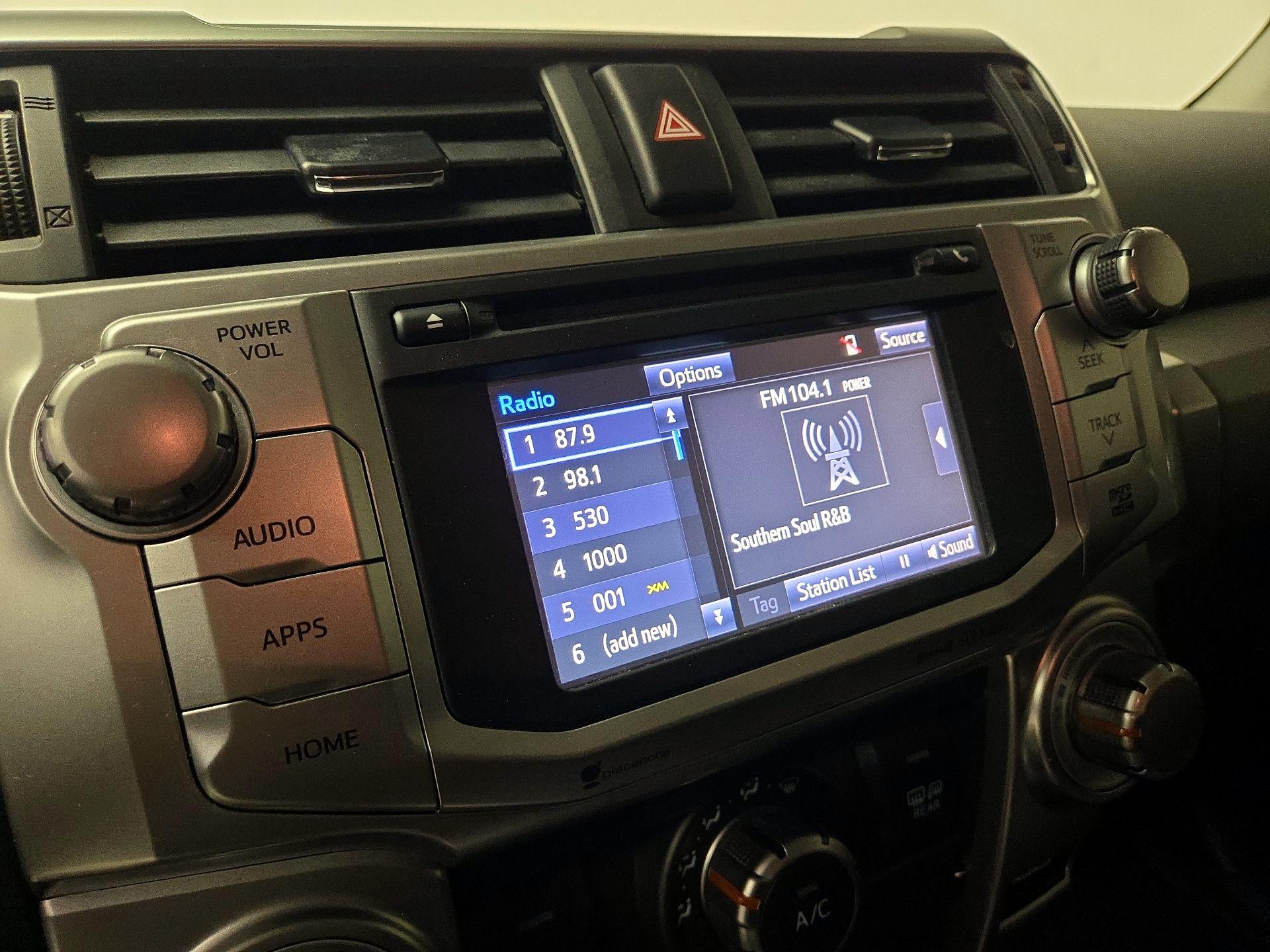 Thumbnail: 2019 Toyota 4Runner - 16