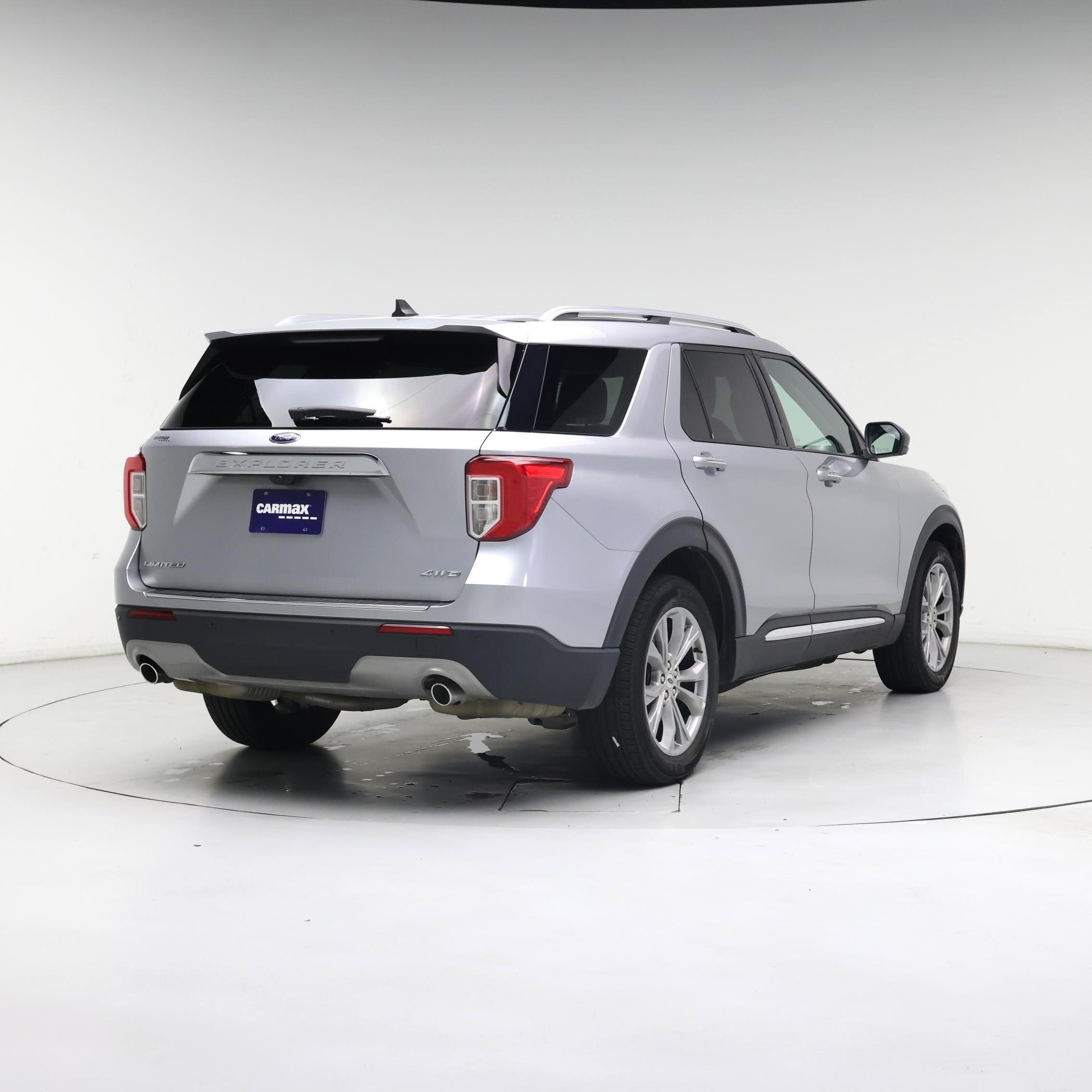 Thumbnail: 2023 Ford Explorer - 8