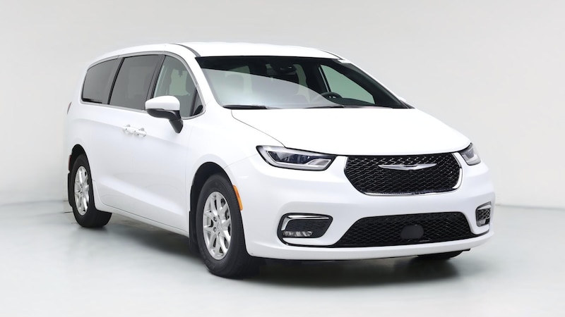2023 Chrysler Pacifica Touring Hero Image