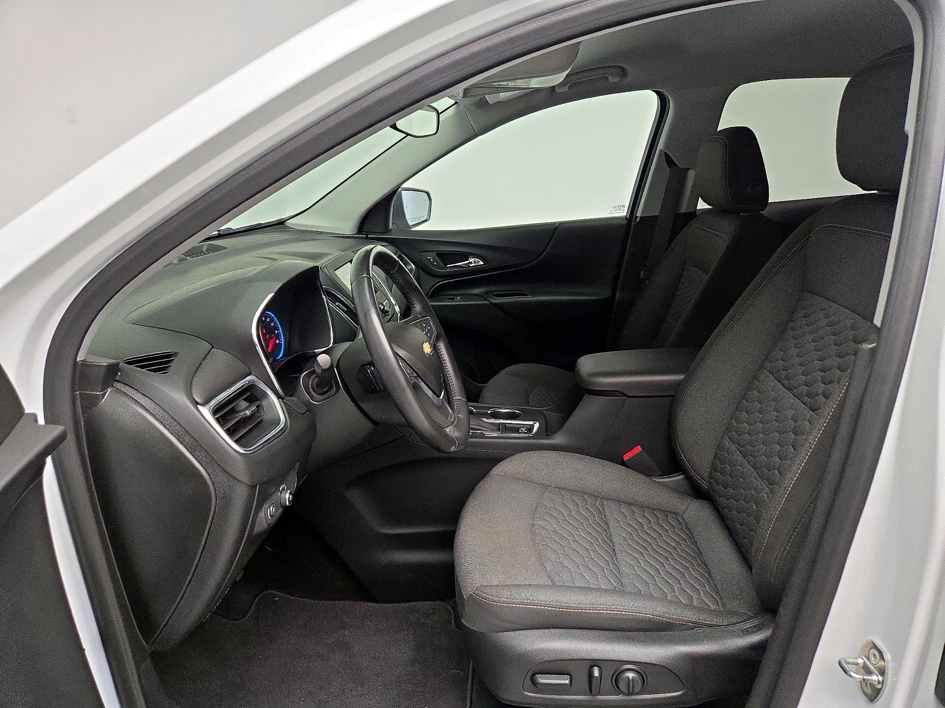 Thumbnail: 2019 Chevrolet Equinox - 11