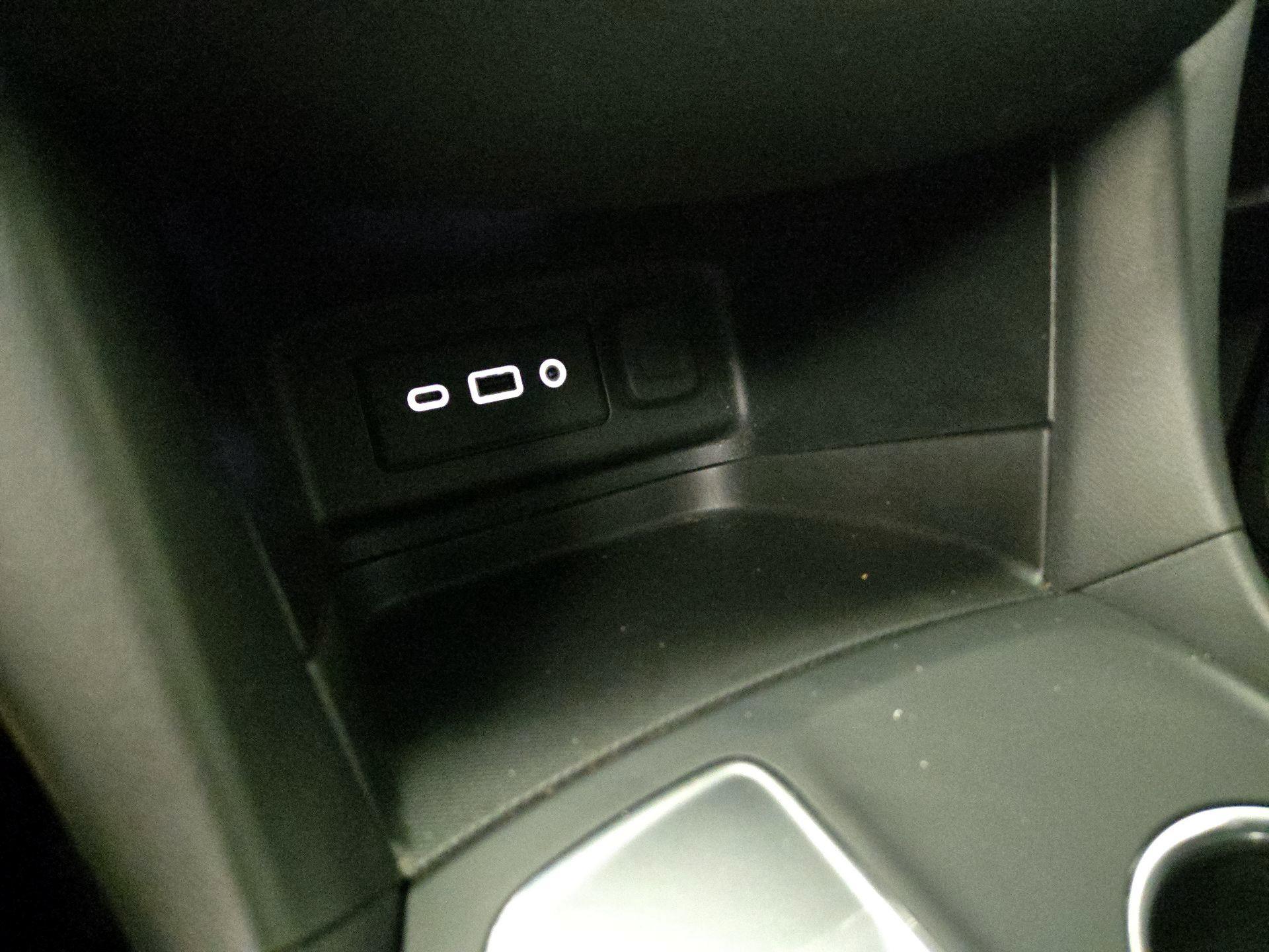 Thumbnail: 2019 Chevrolet Equinox - 18