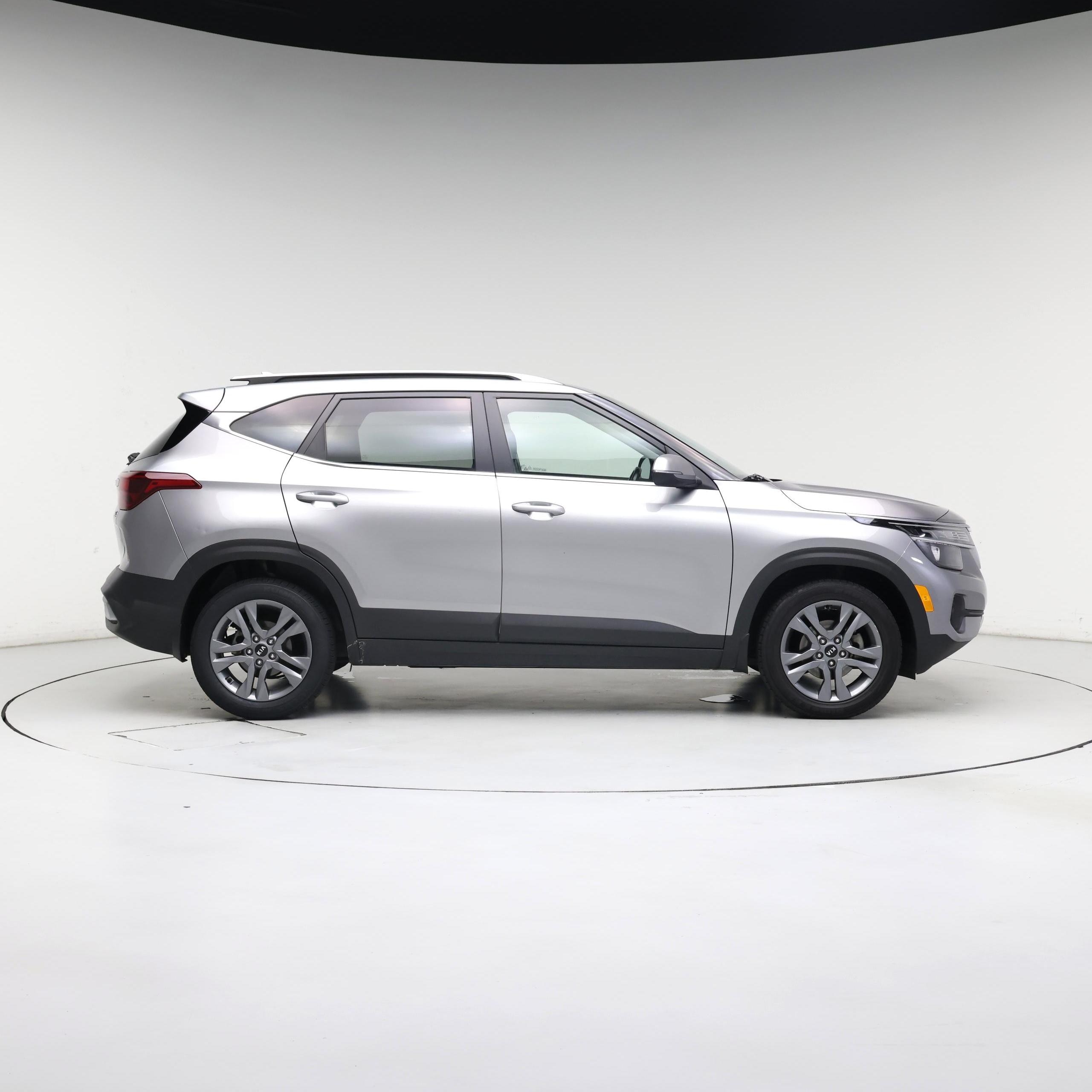 Thumbnail: 2021 Kia Seltos - 7