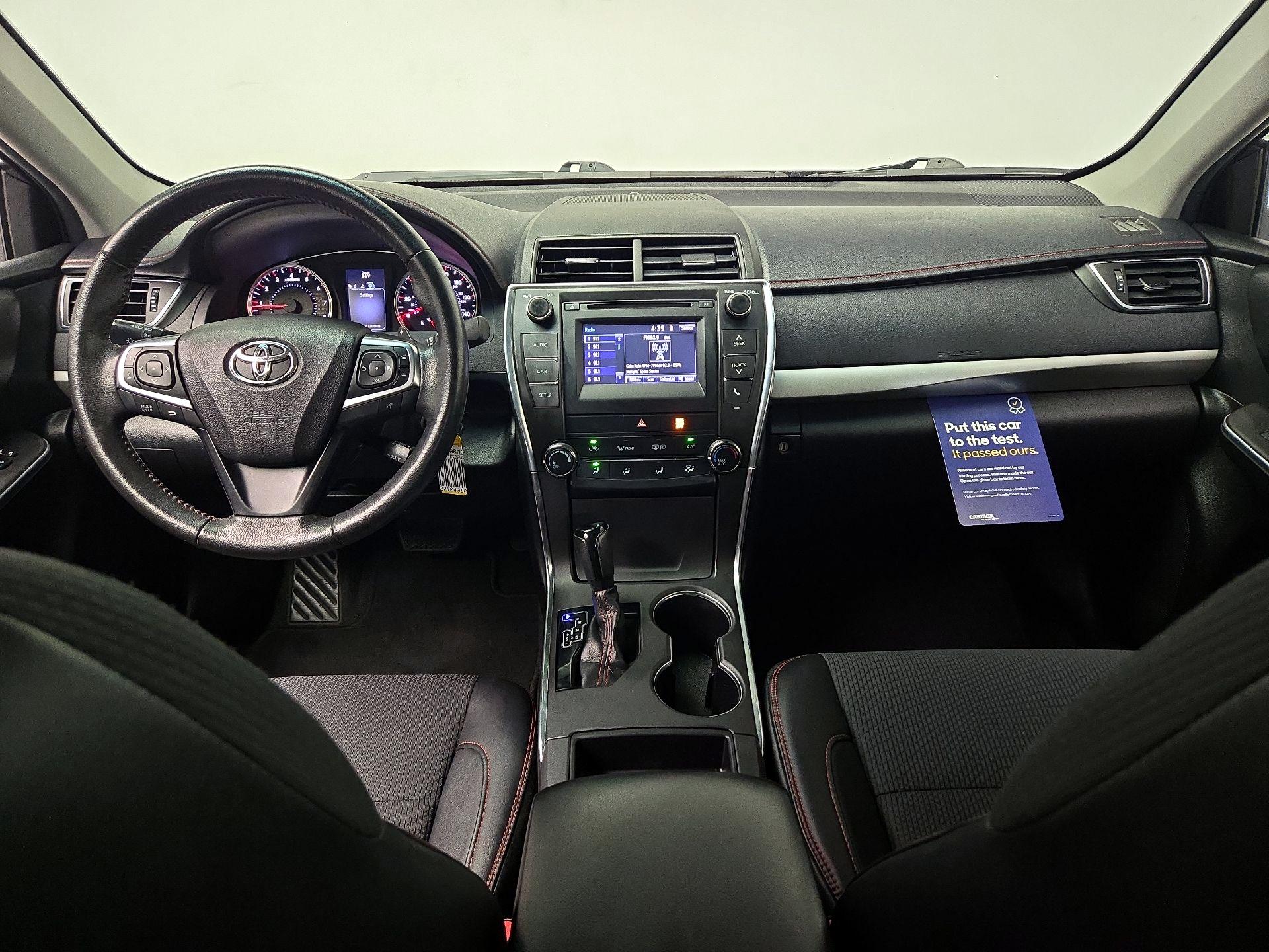 Thumbnail: 2016 Toyota Camry - 9