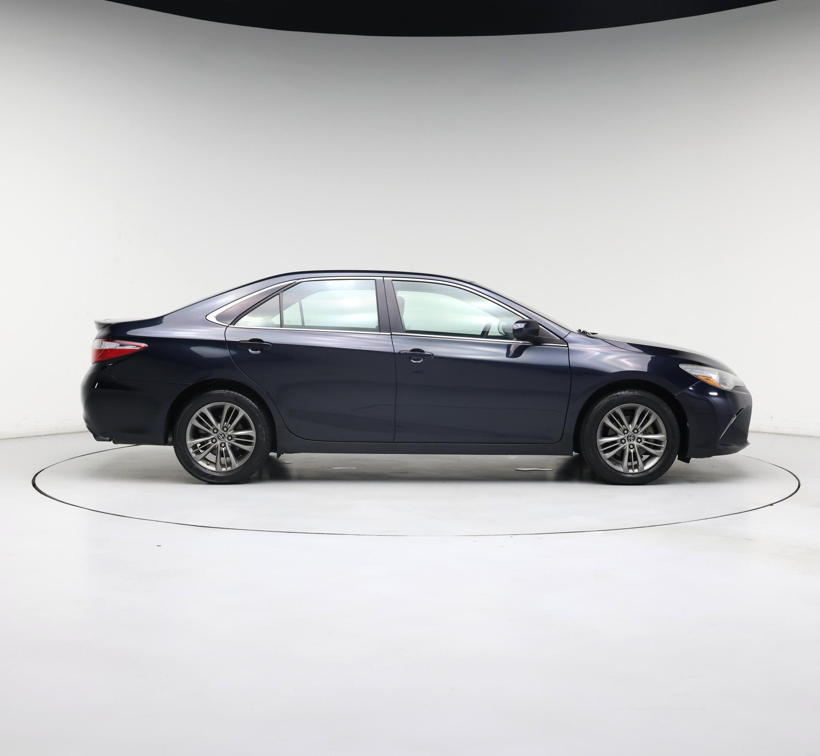 Thumbnail: 2016 Toyota Camry - 7
