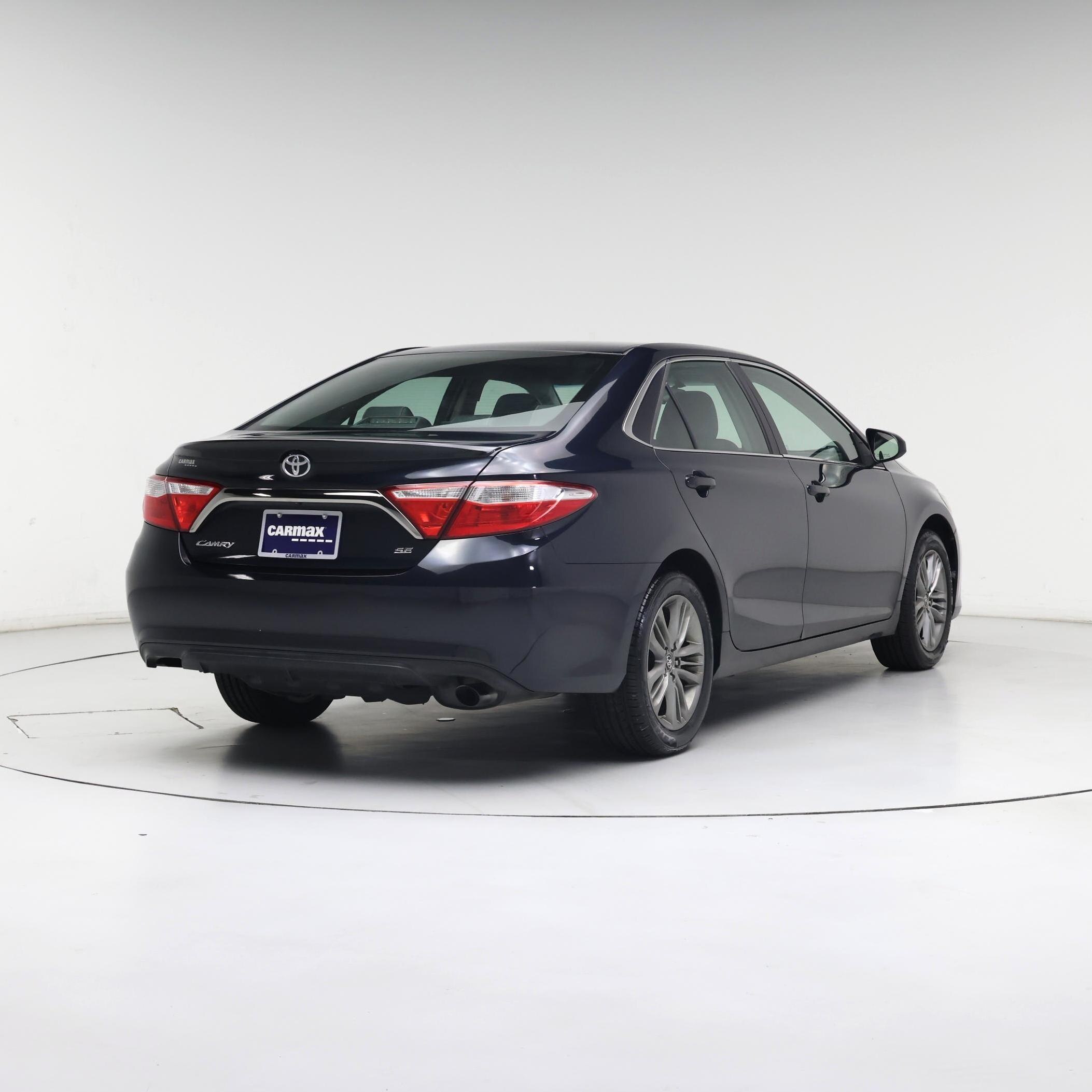 Thumbnail: 2016 Toyota Camry - 8