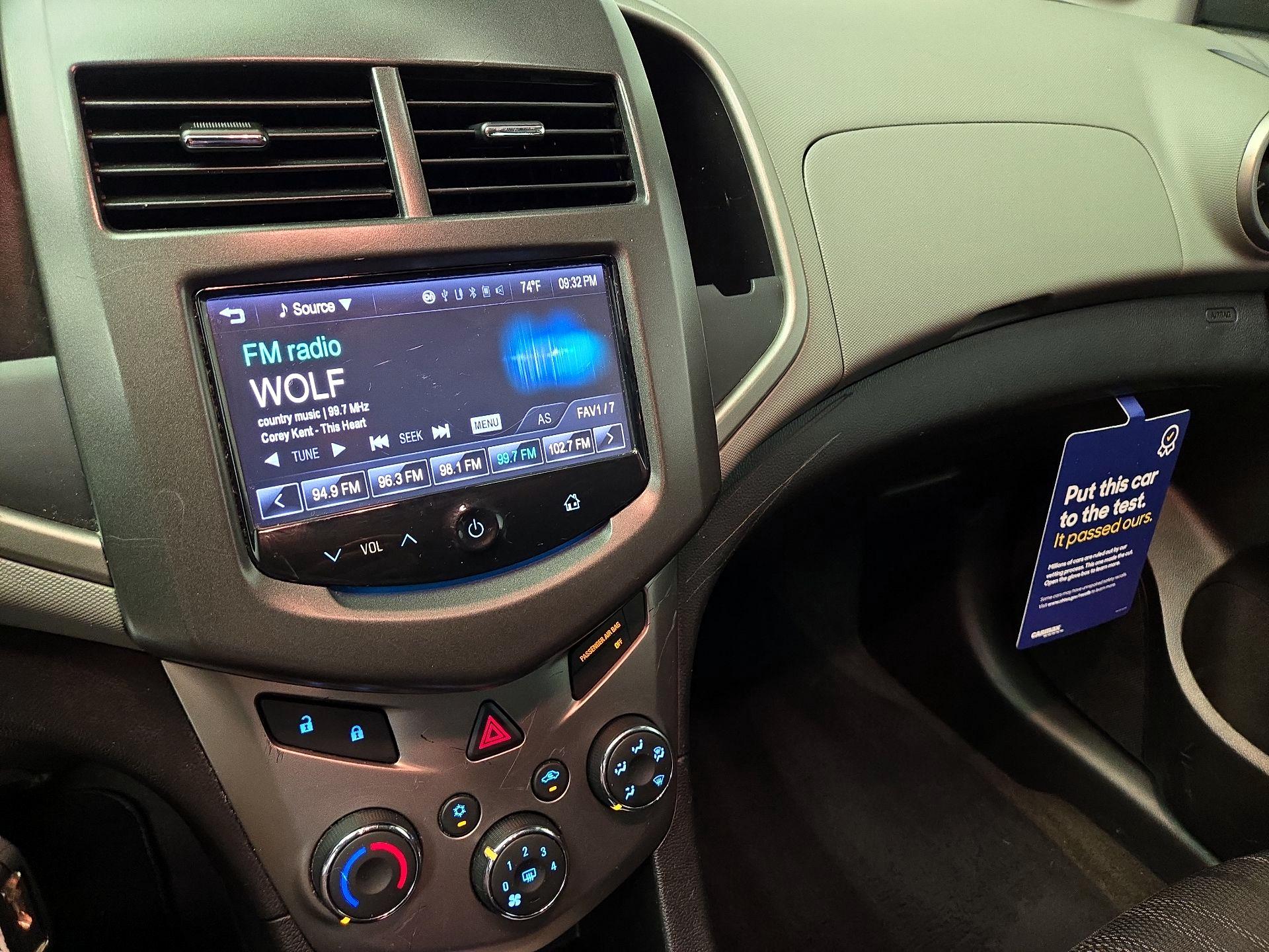 Thumbnail: 2016 Chevrolet Sonic - 16