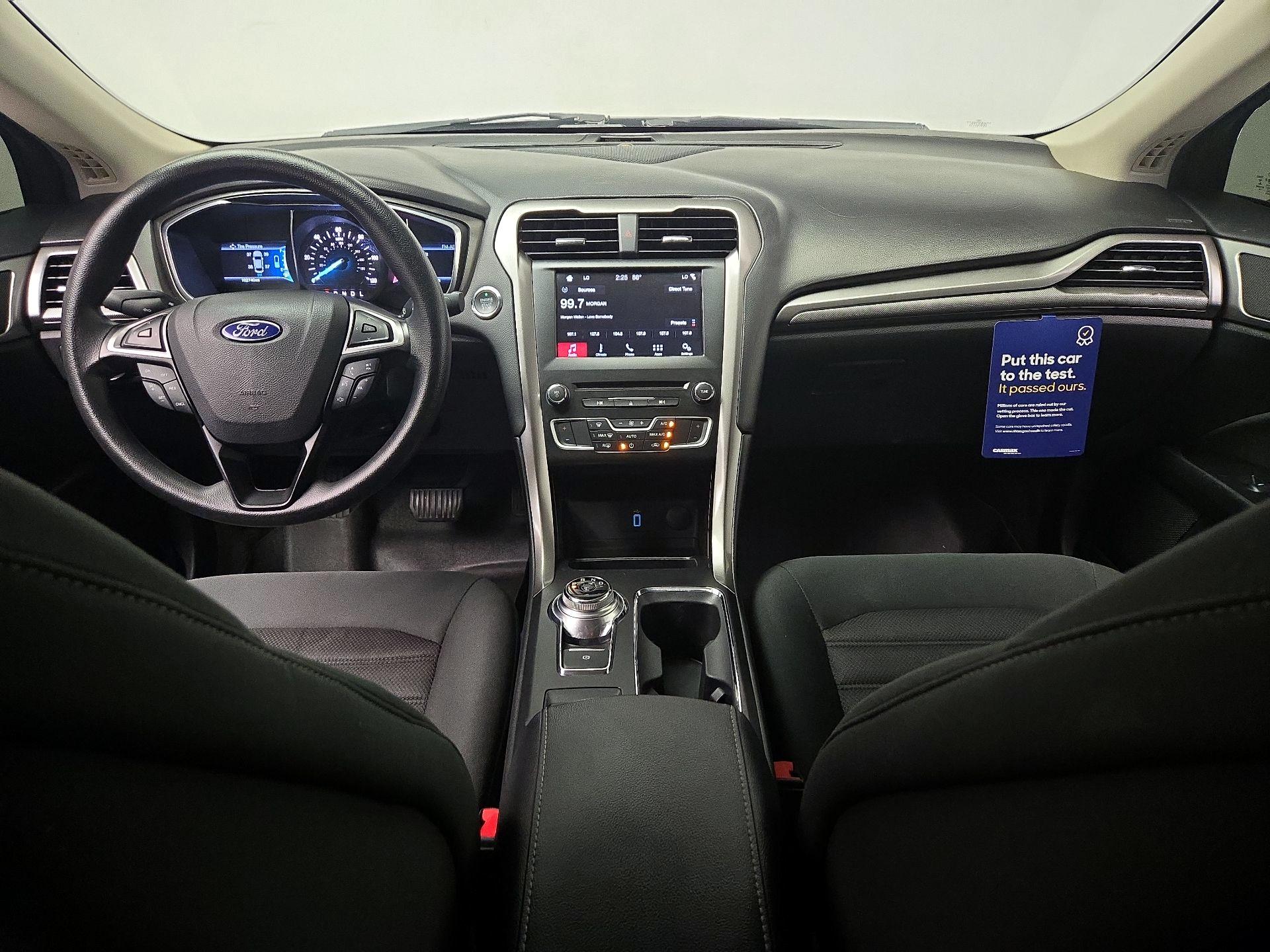 Thumbnail: 2017 Ford Fusion - 9