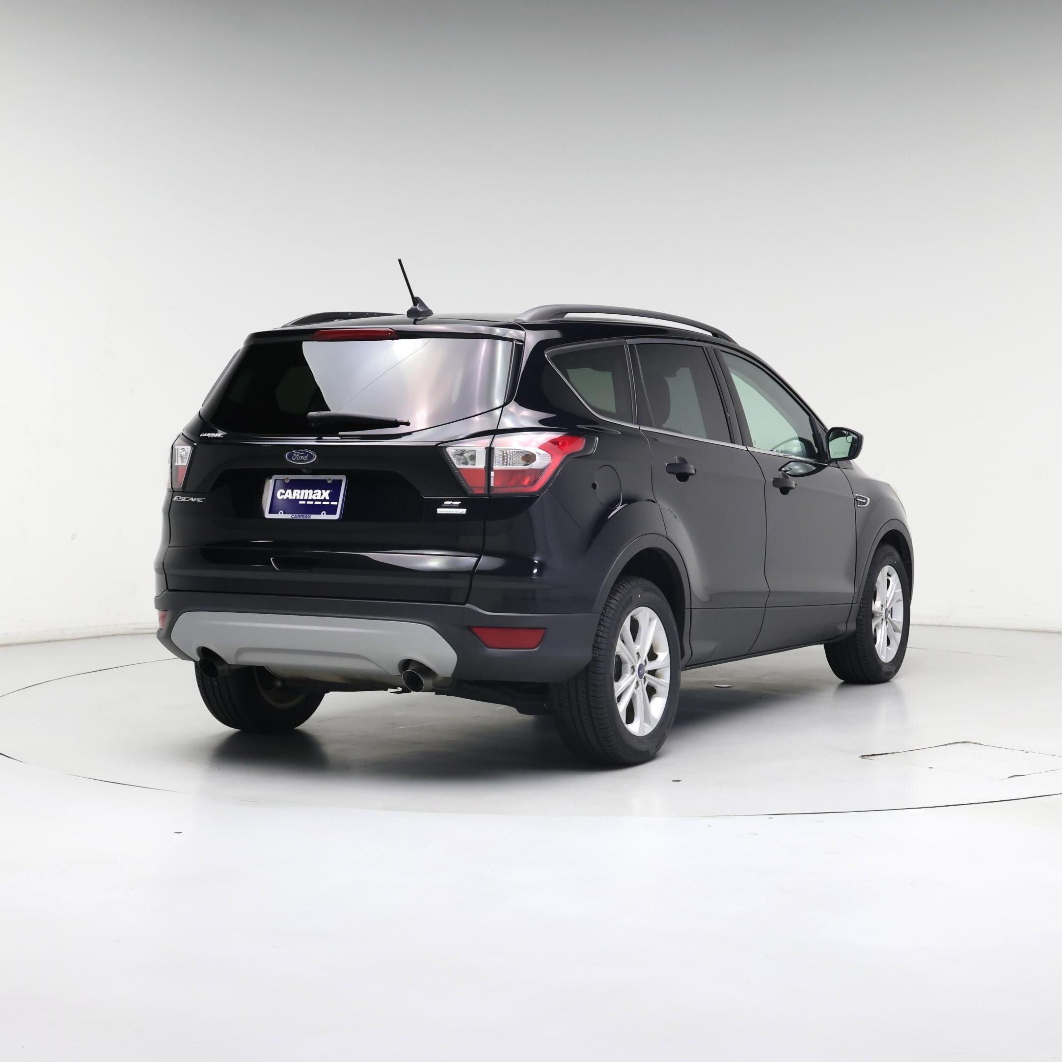 Thumbnail: 2018 Ford Escape - 8