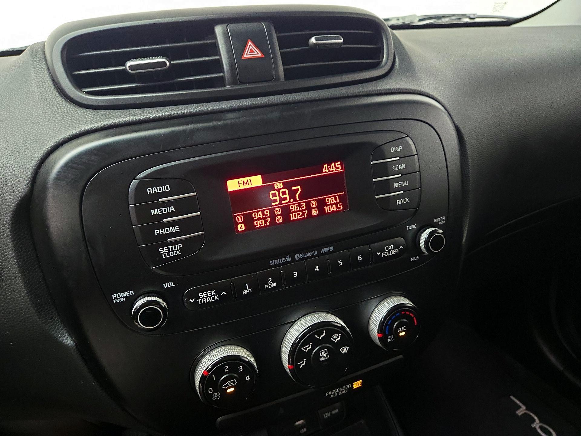 Thumbnail: 2016 Kia Soul - 15