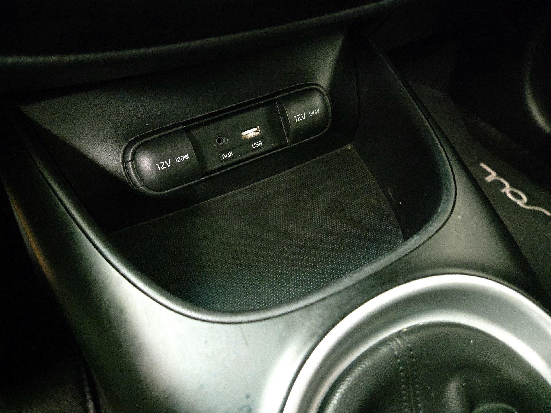 Thumbnail: 2016 Kia Soul - 17