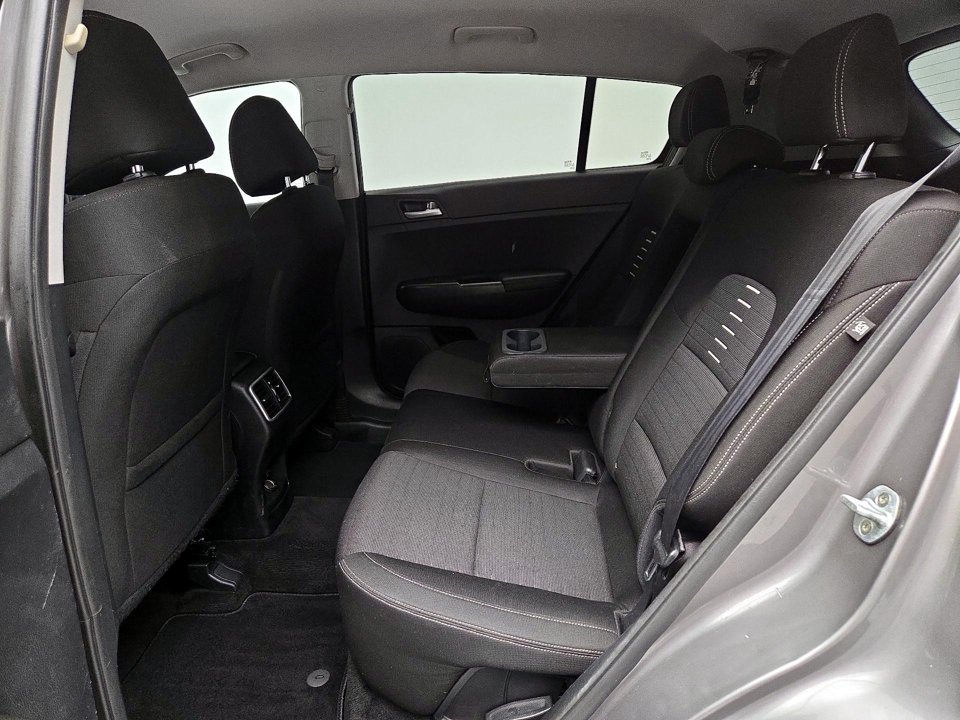 Thumbnail: 2018 Kia Sportage - 19