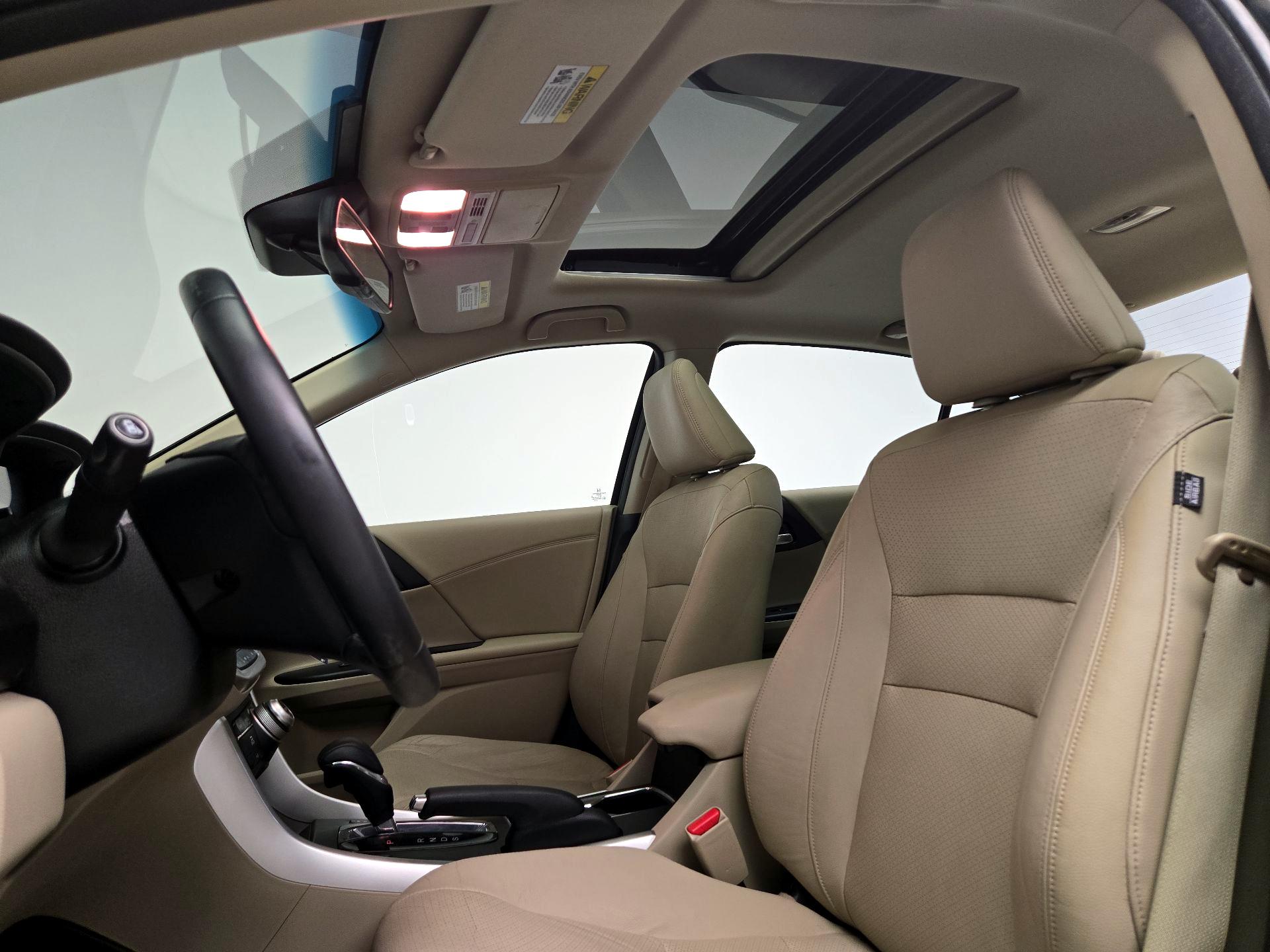 Thumbnail: 2013 Honda Accord - 20