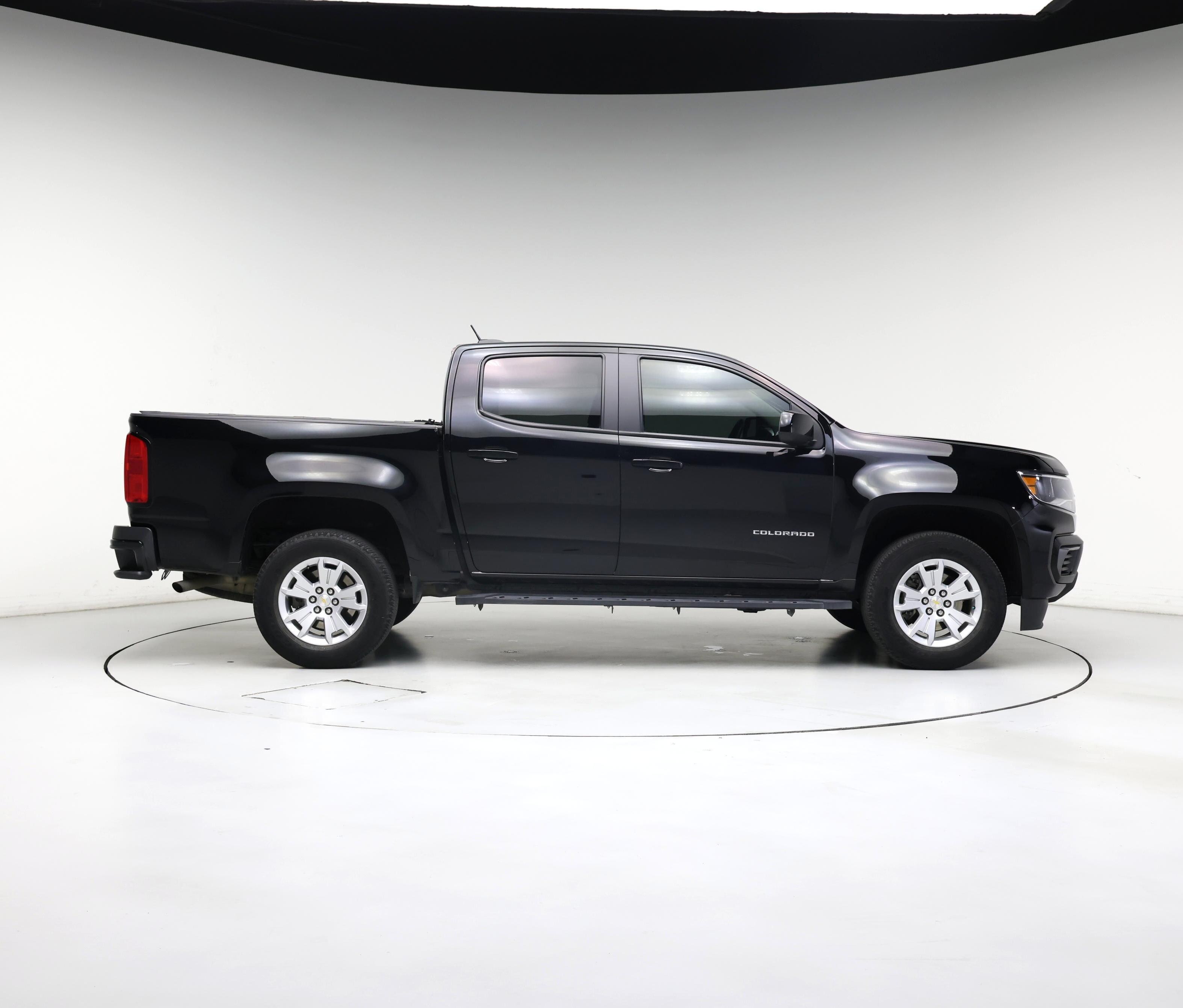 Thumbnail: 2022 Chevrolet Colorado - 7