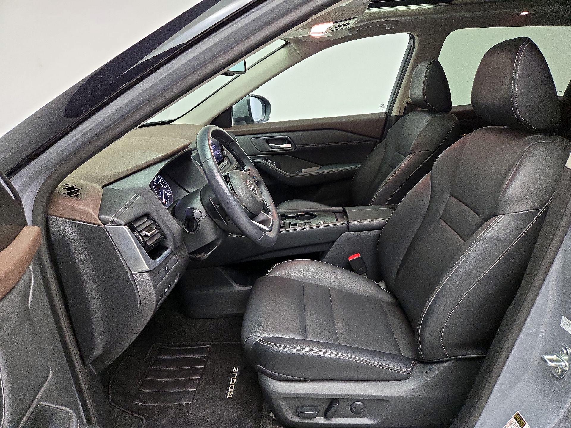 Thumbnail: 2023 Nissan Rogue - 11