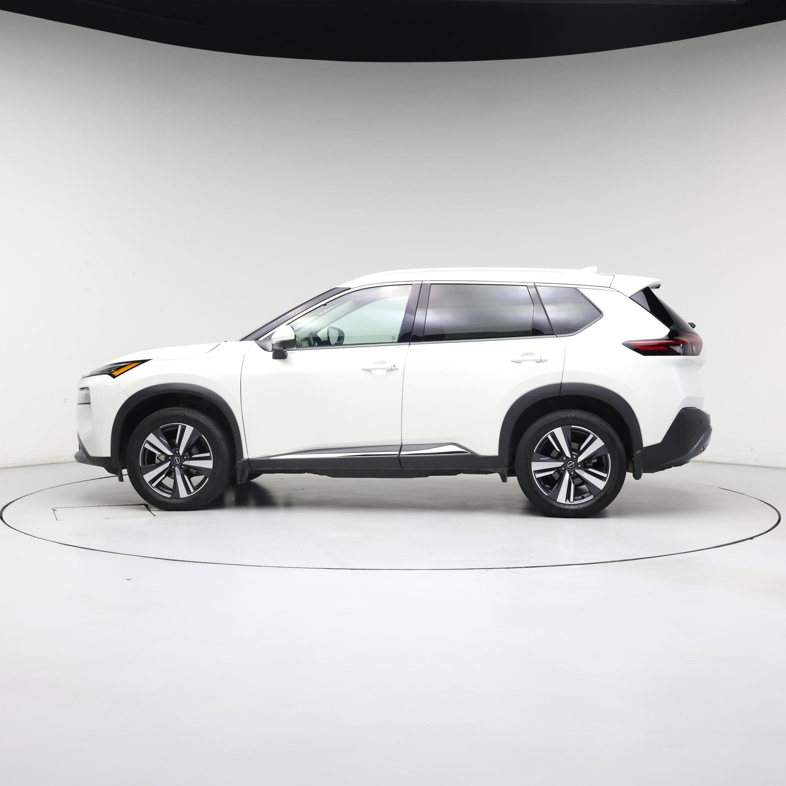 Thumbnail: 2023 Nissan Rogue - 3