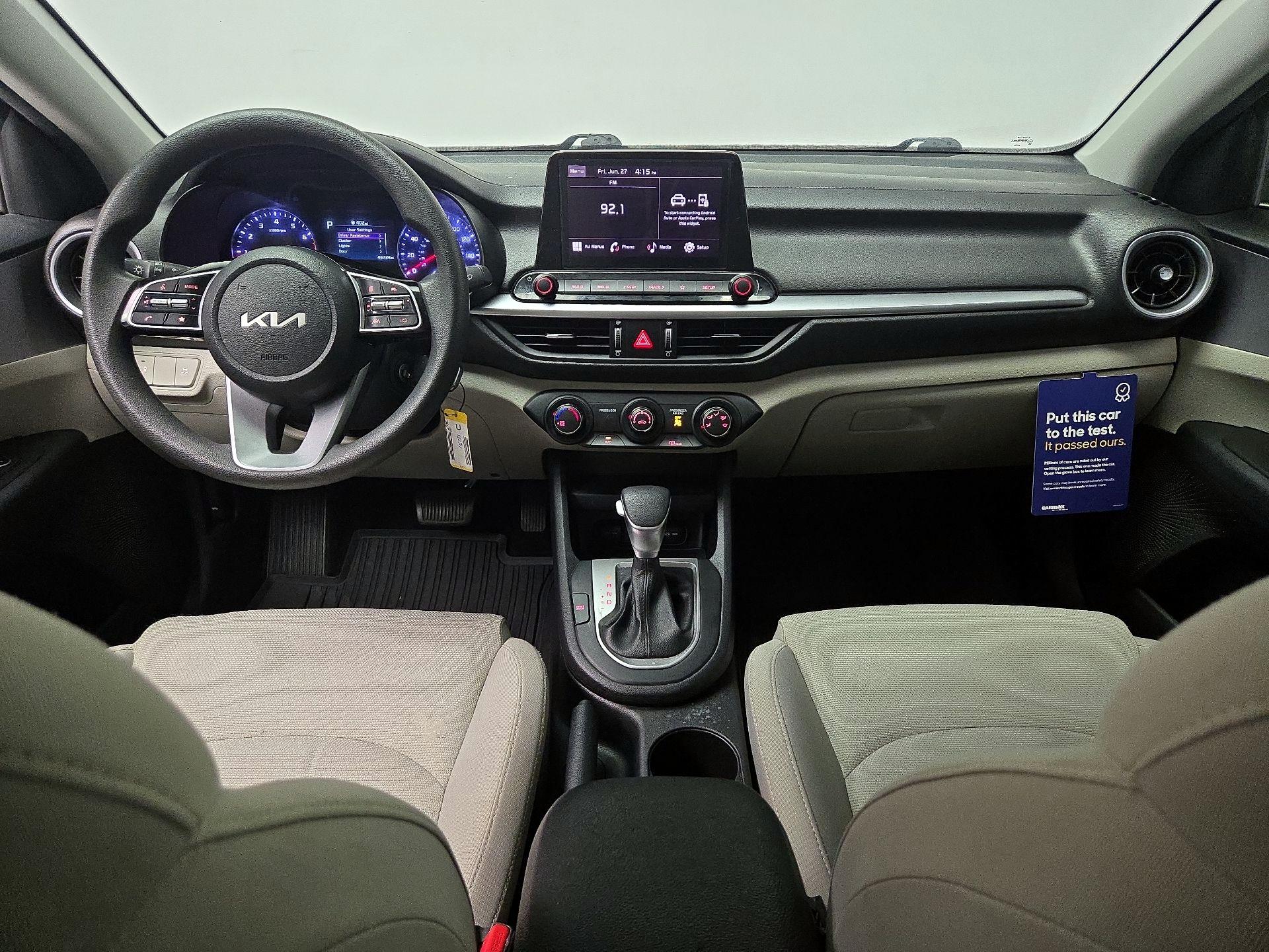 Thumbnail: 2022 Kia Forte - 9