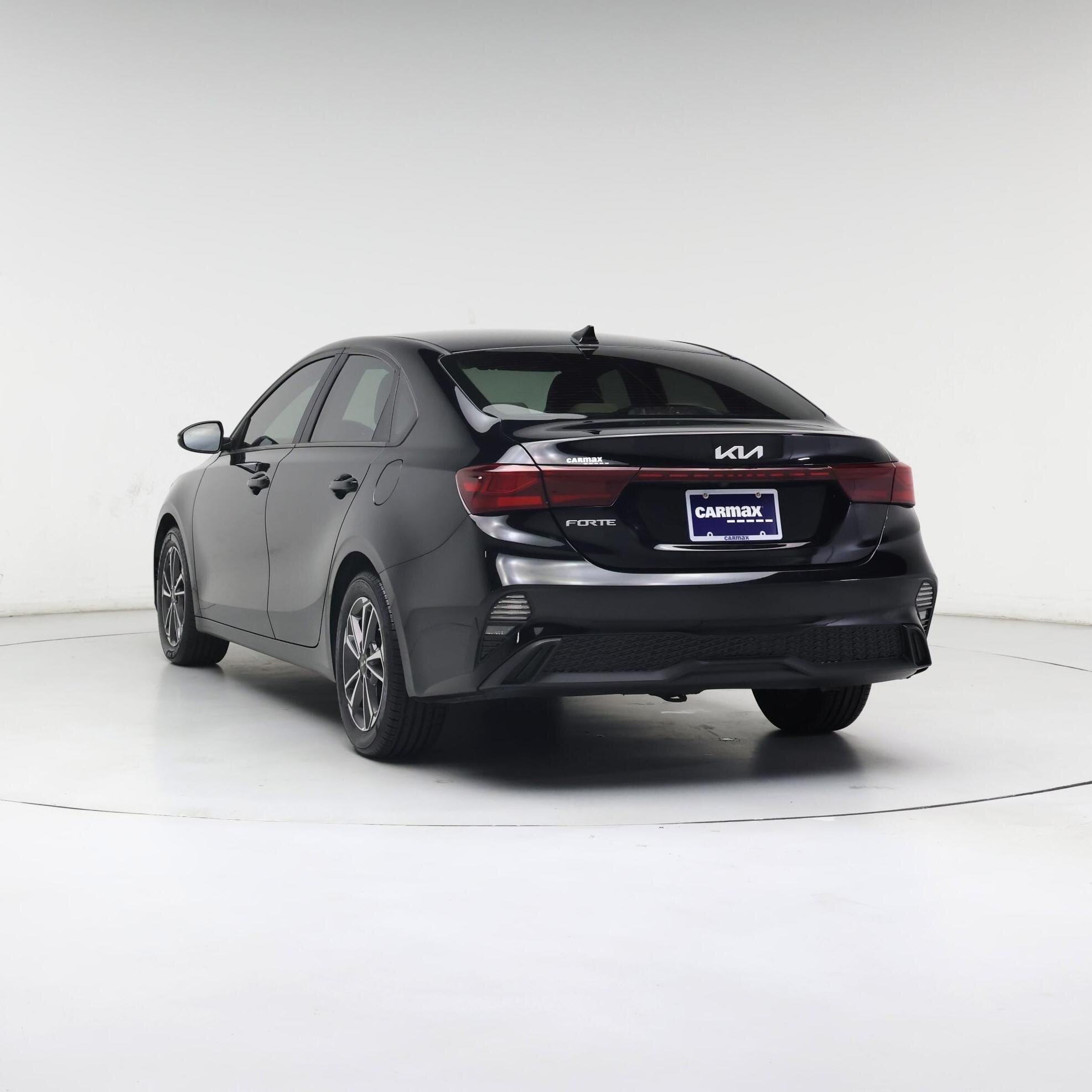 Thumbnail: 2022 Kia Forte - 2