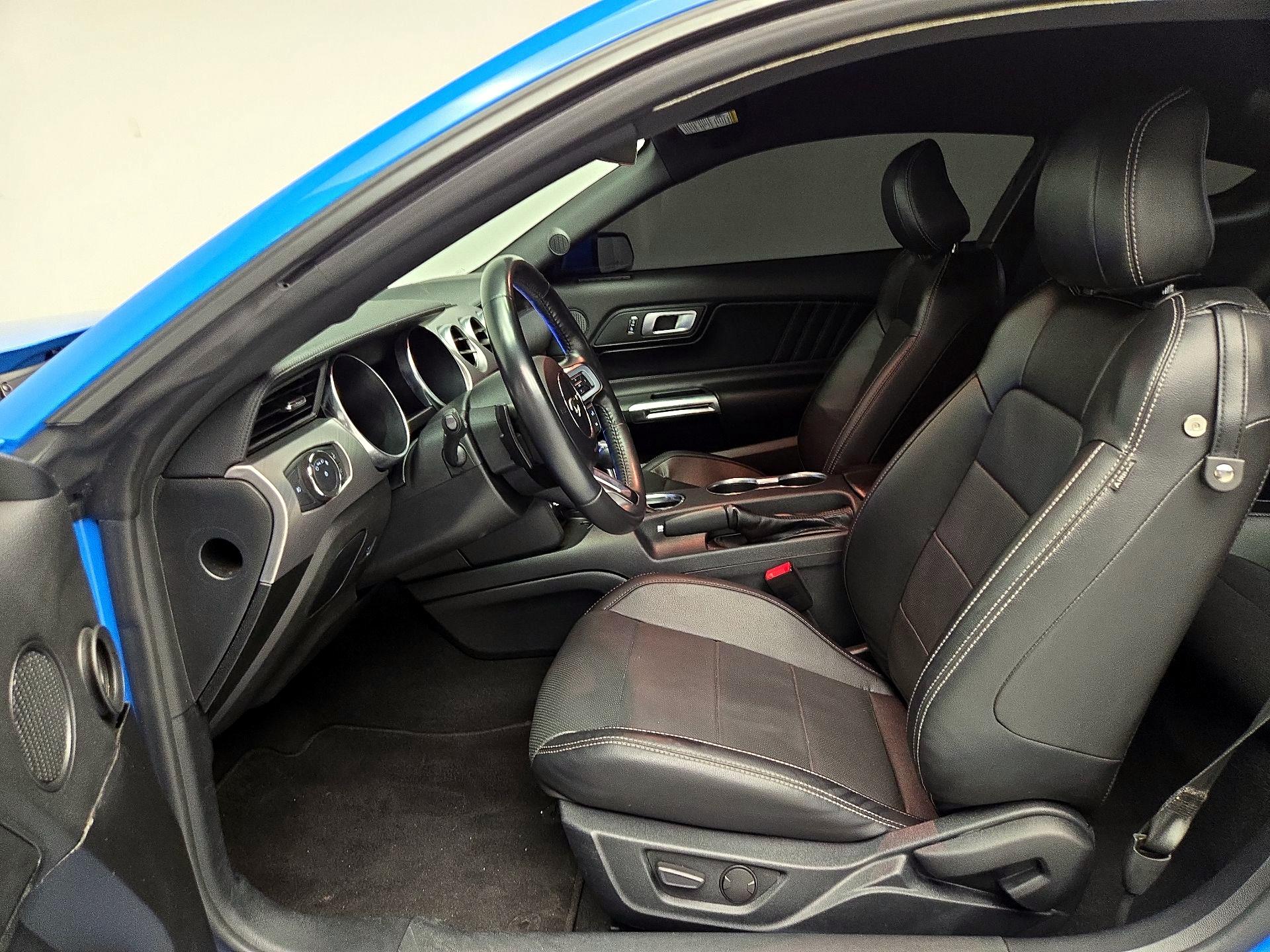 Thumbnail: 2022 Ford Mustang - 11