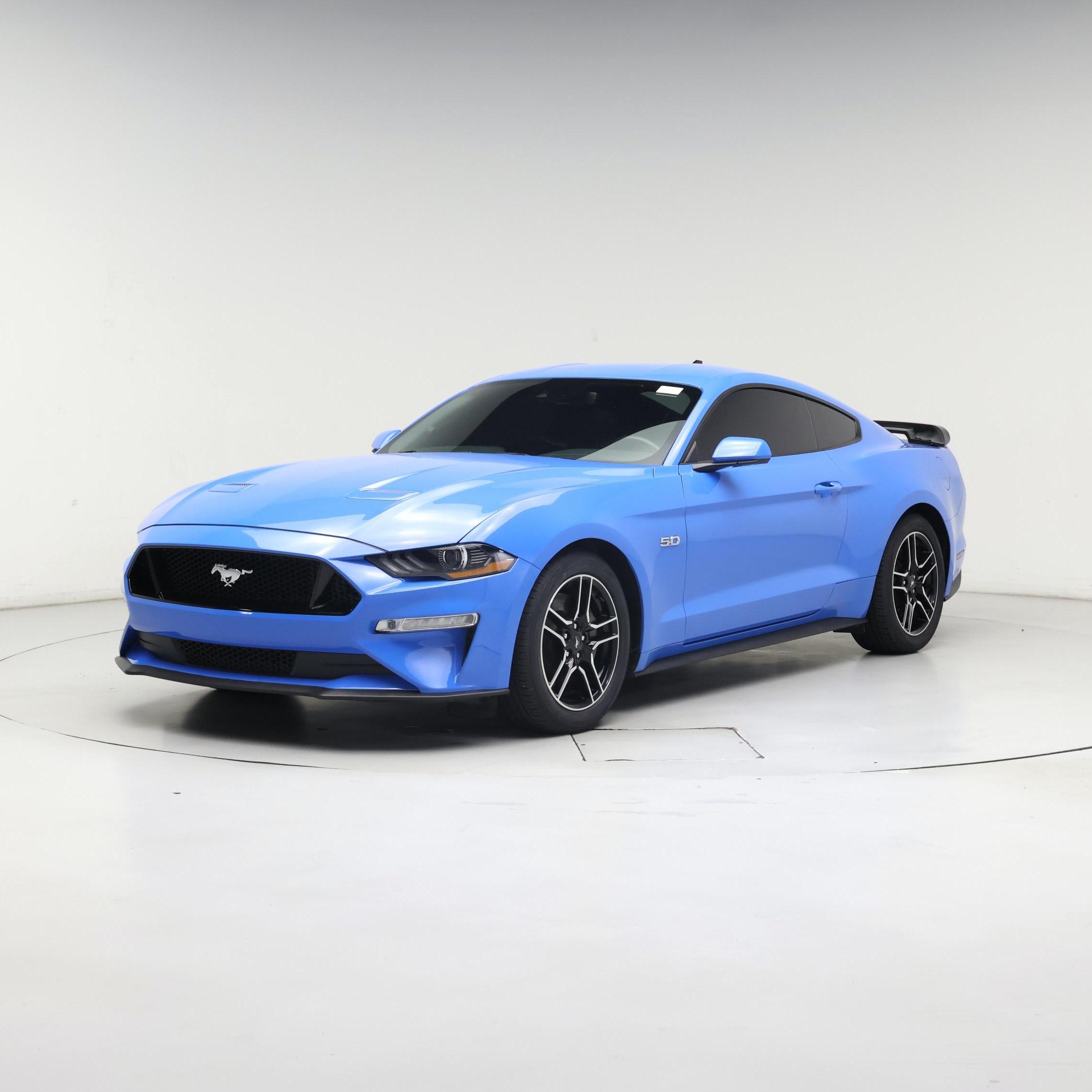 Thumbnail: 2022 Ford Mustang - 4