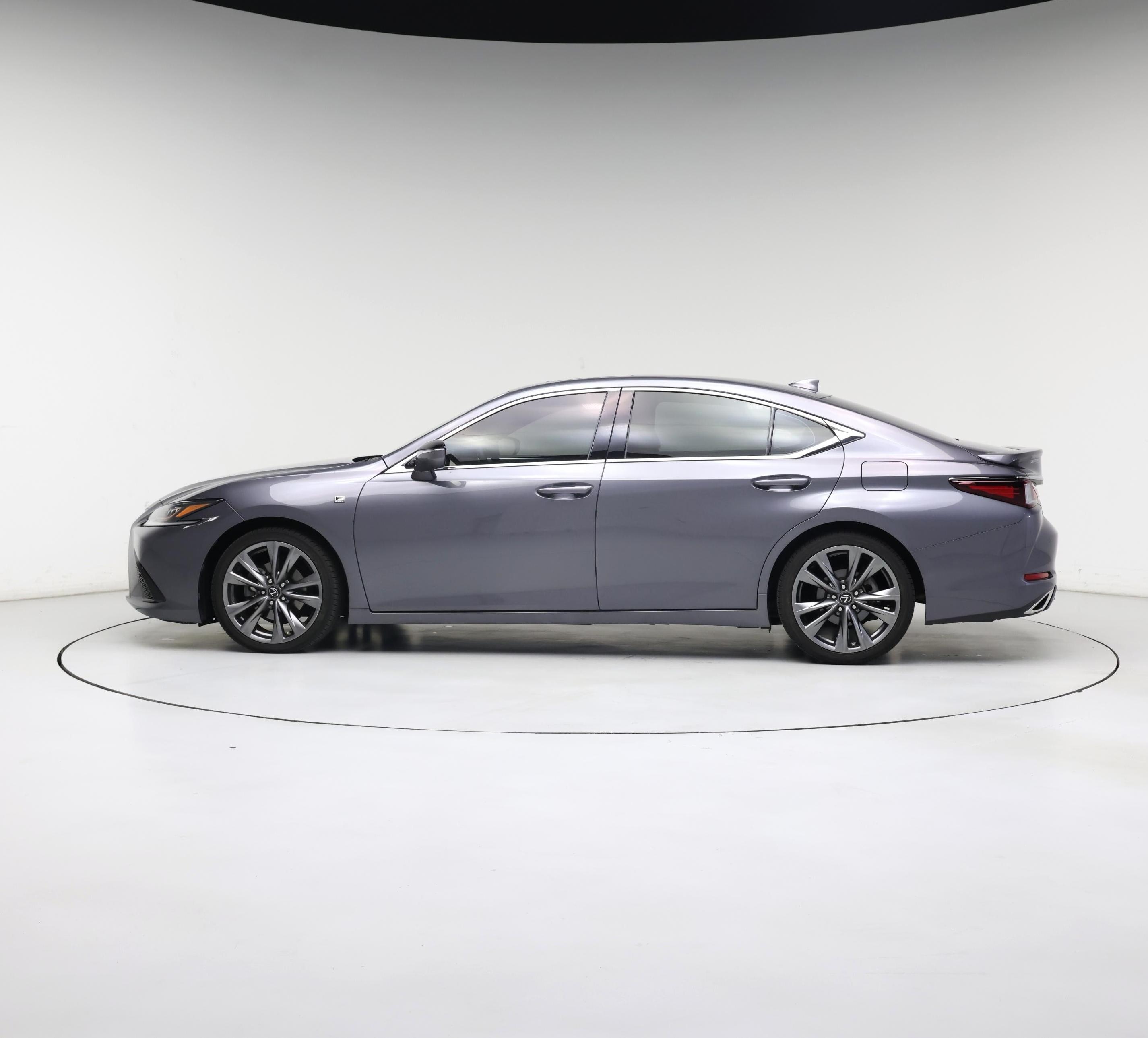 Thumbnail: 2019 Lexus ES - 3