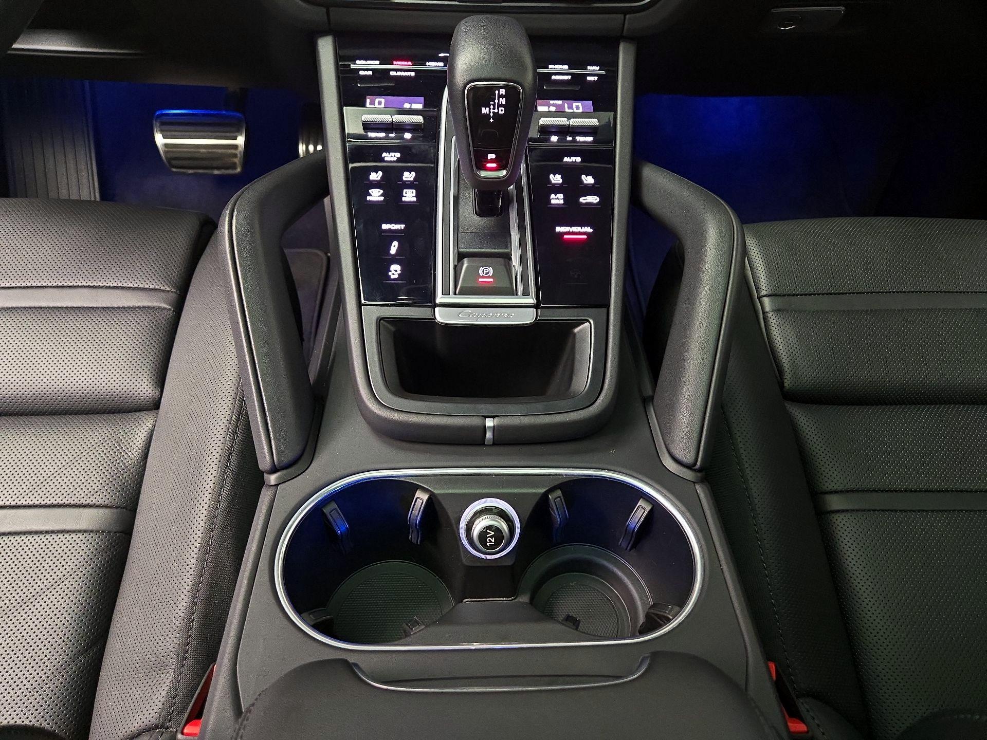 Thumbnail: 2023 Porsche Cayenne - 18