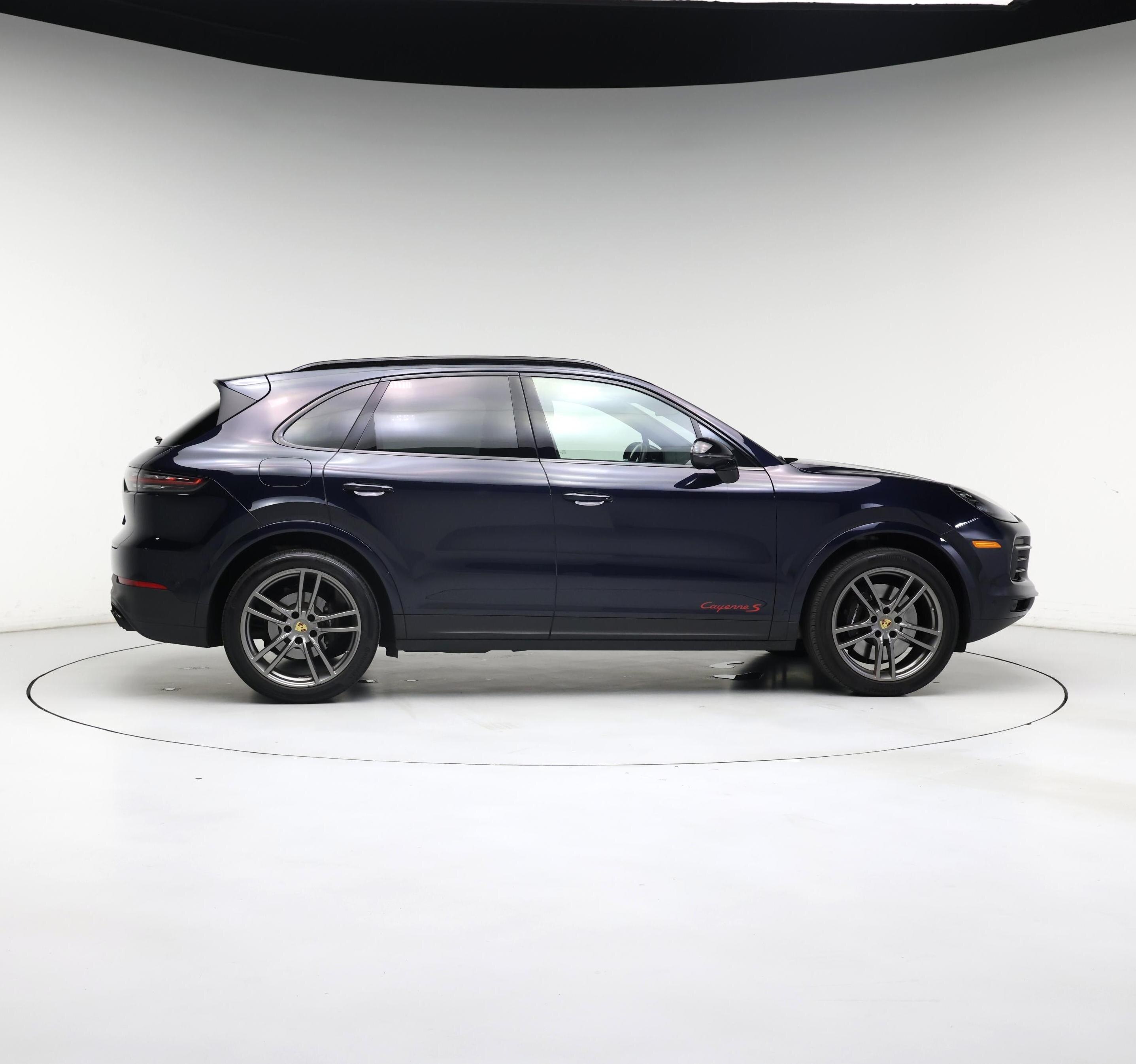 Thumbnail: 2023 Porsche Cayenne - 7