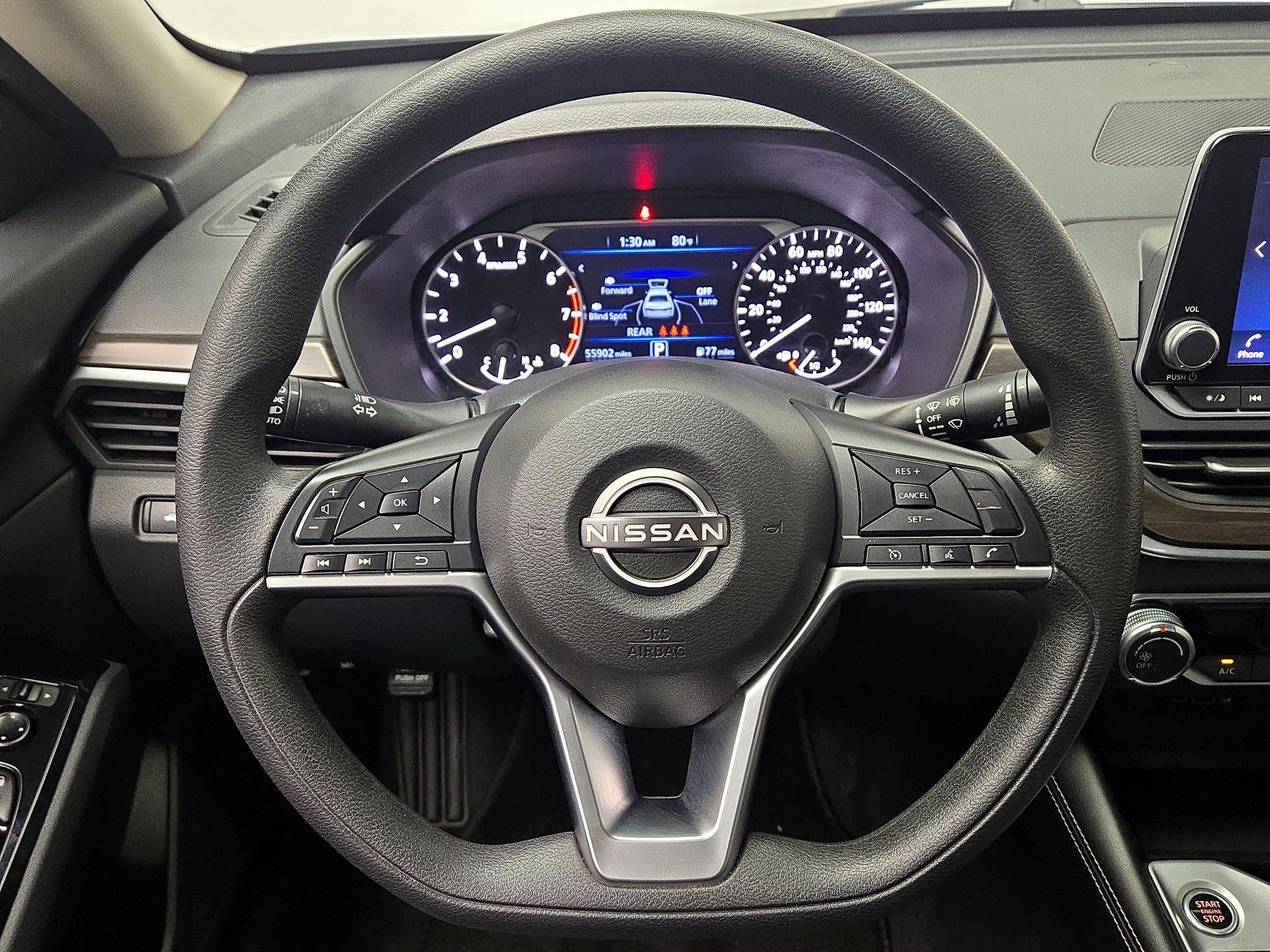 Thumbnail: 2023 Nissan Altima - 10