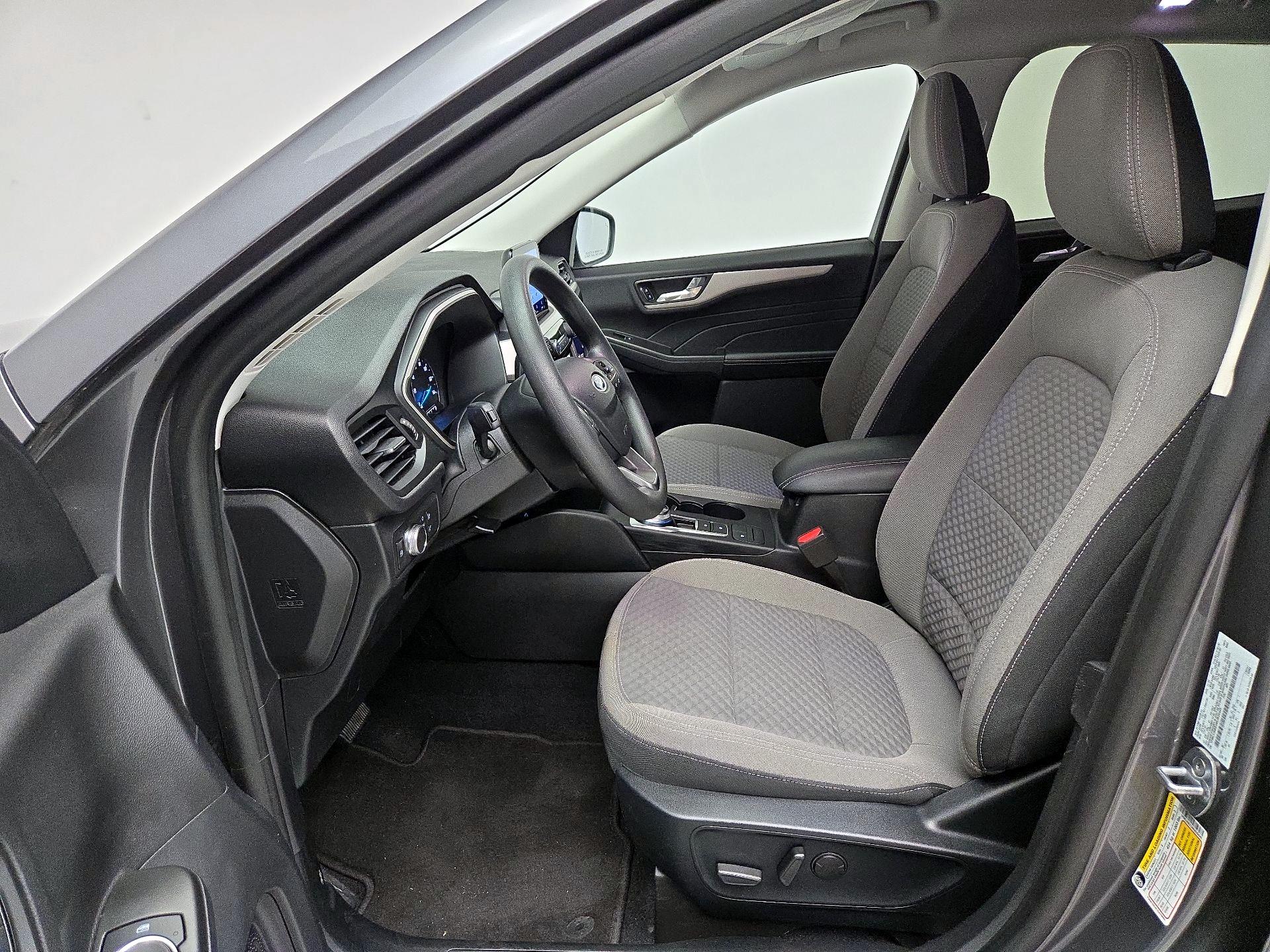 Thumbnail: 2021 Ford Escape - 11
