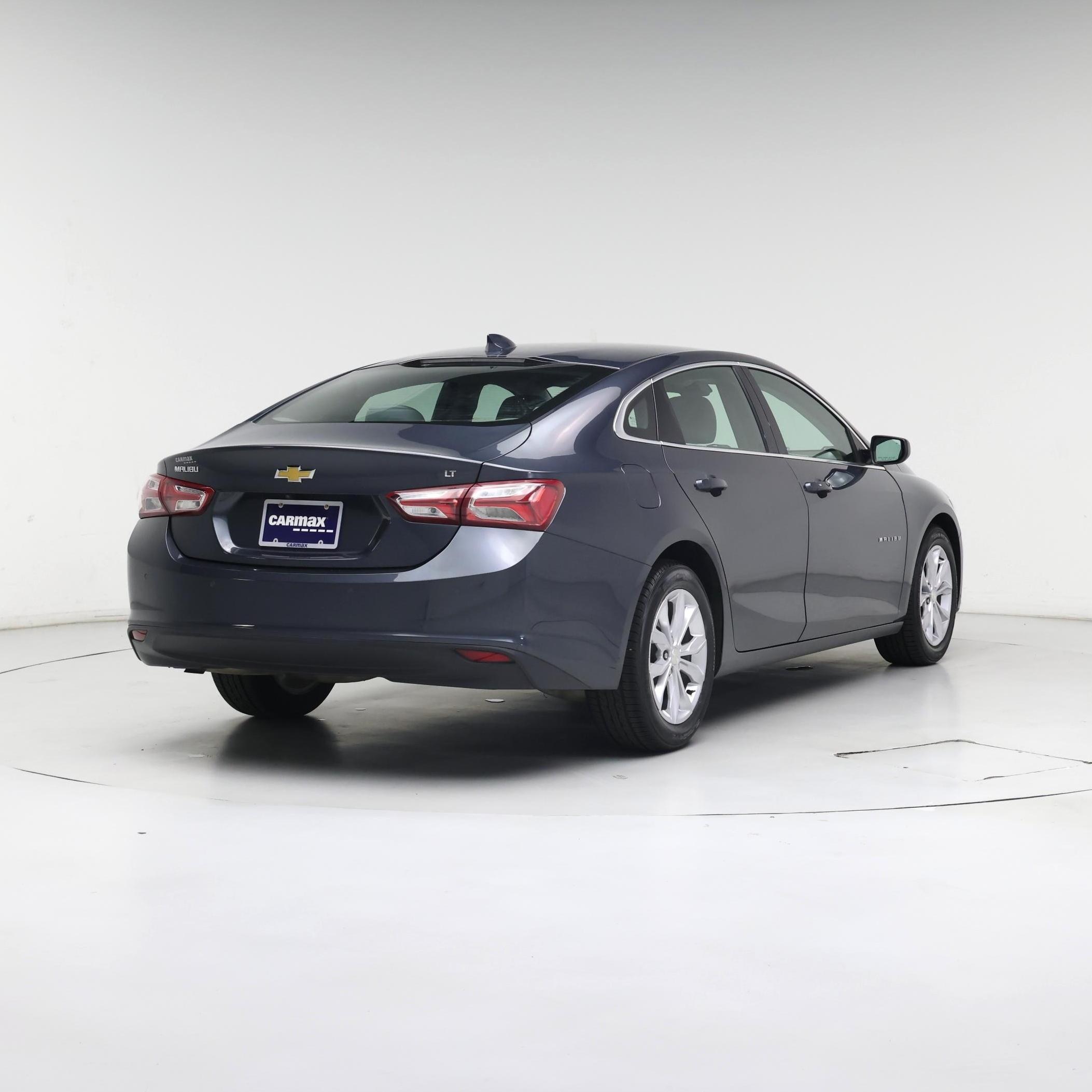 Thumbnail: 2021 Chevrolet Malibu - 8