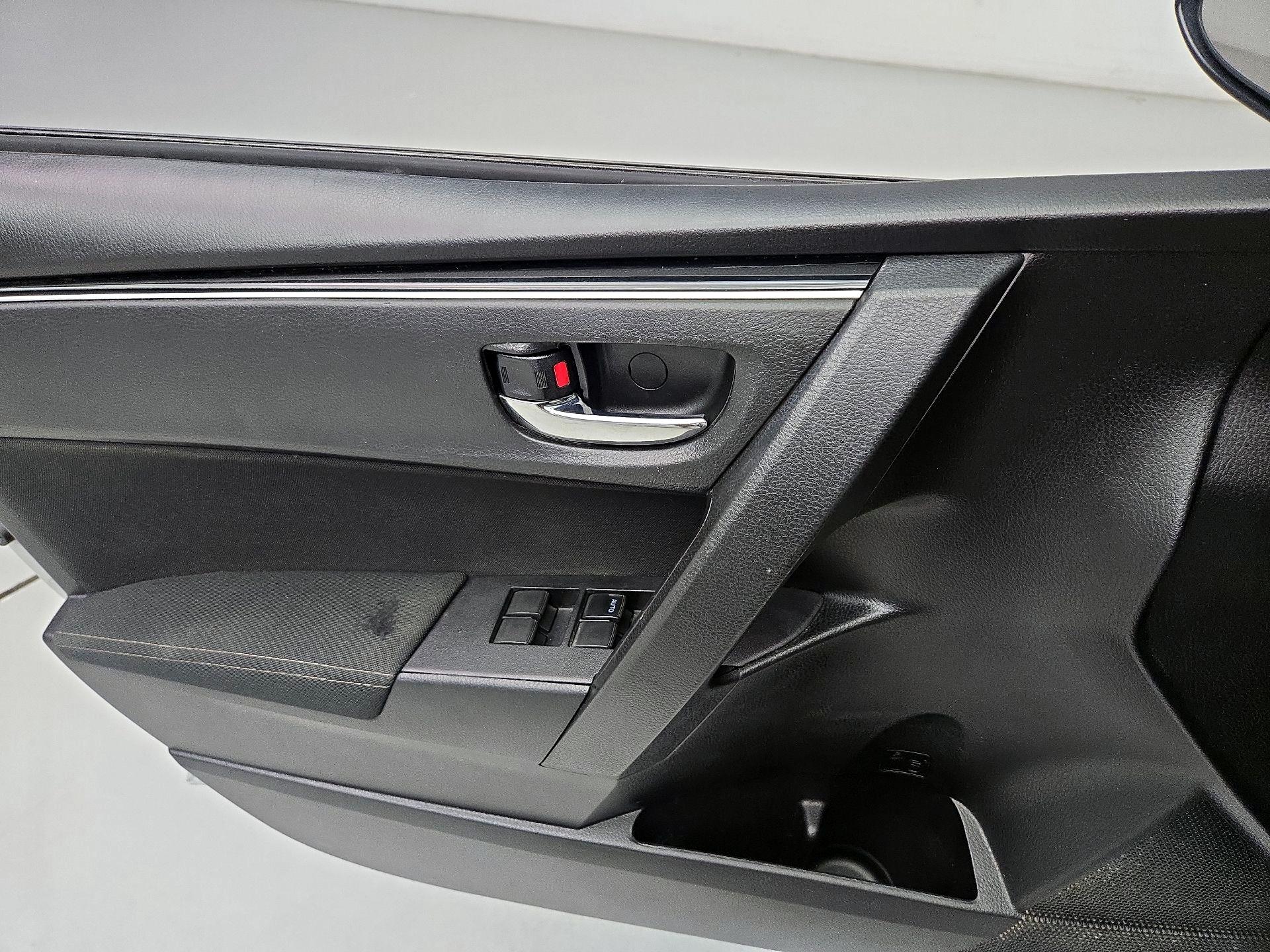 Thumbnail: 2019 Toyota Corolla - 12