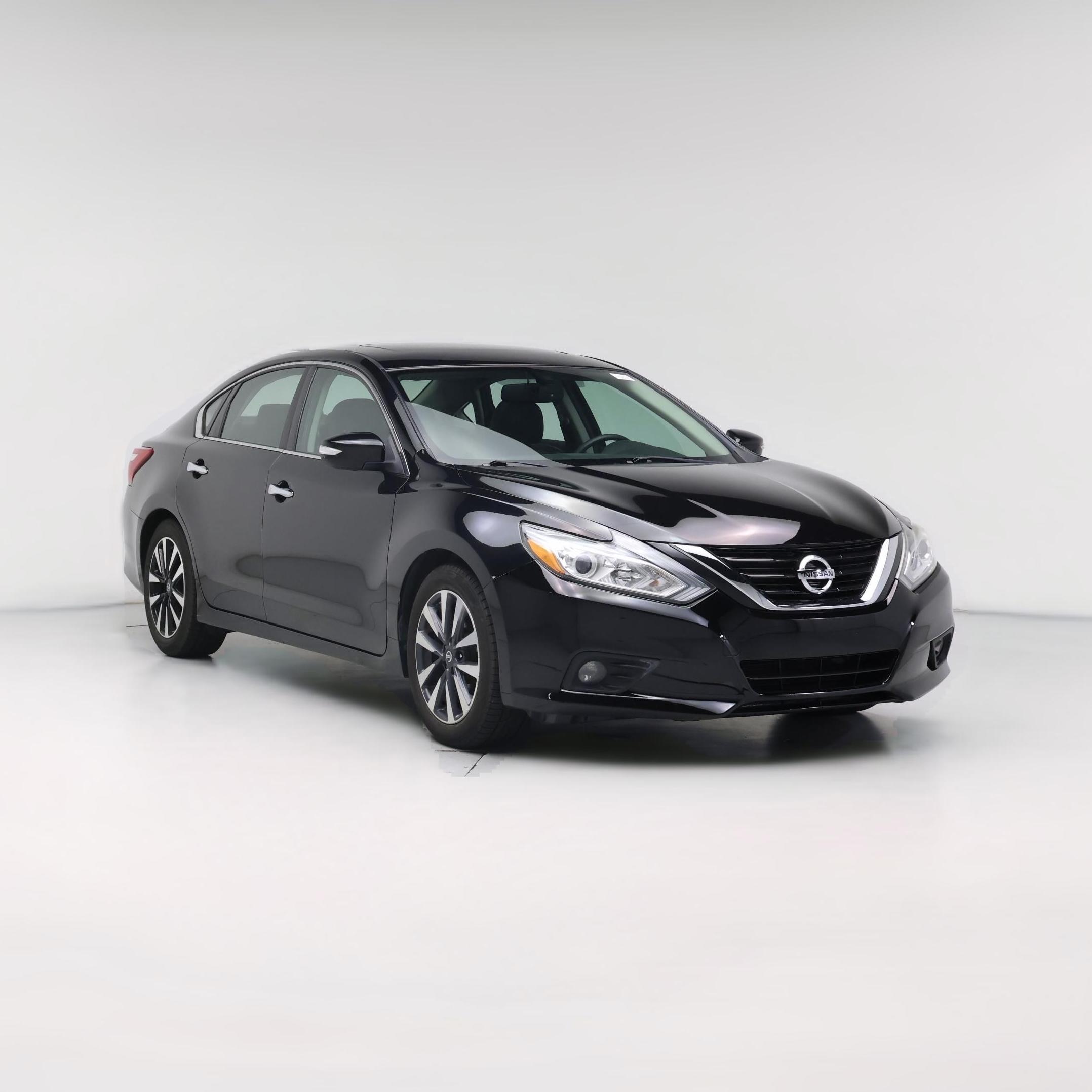 Thumbnail: 2017 Nissan Altima - 1