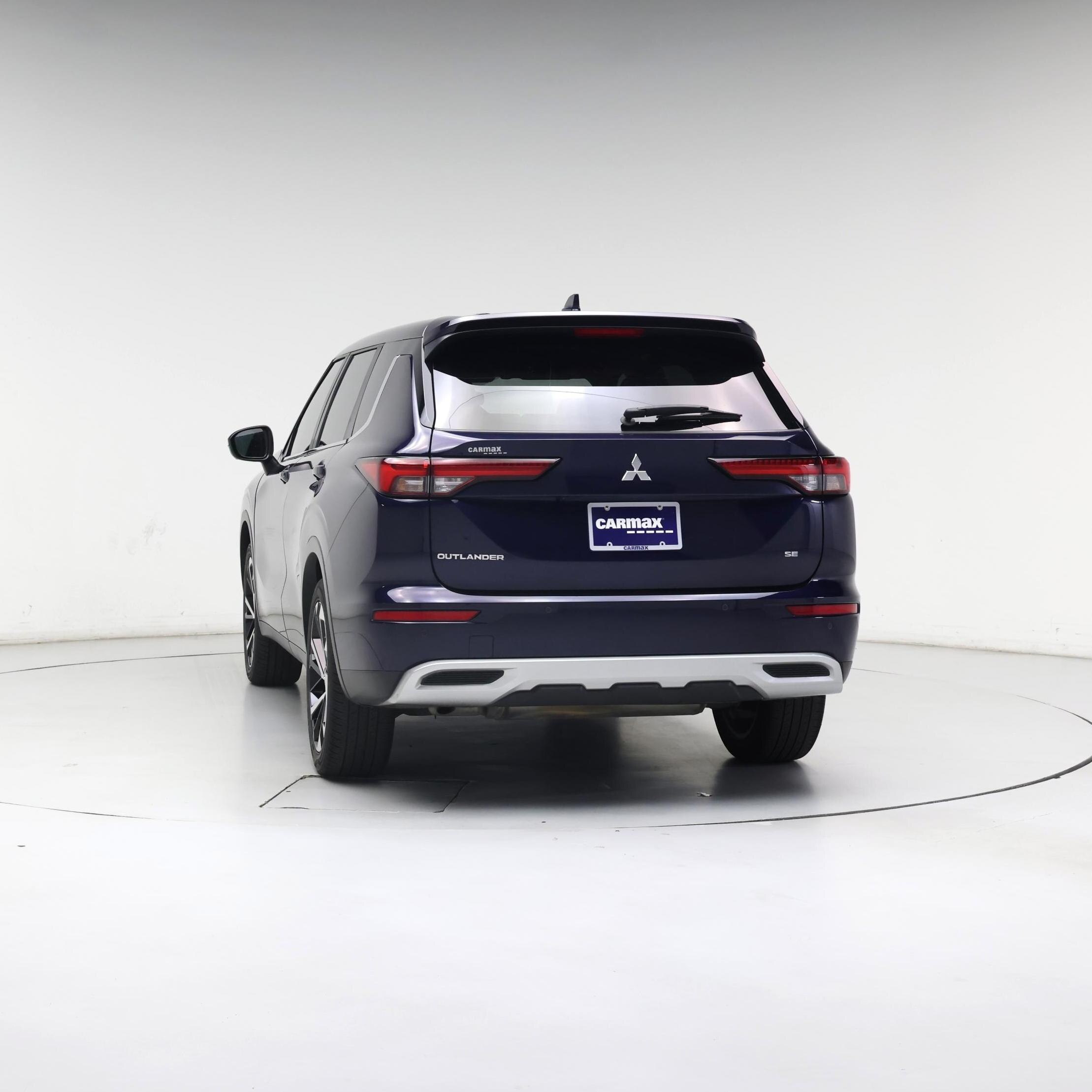 Thumbnail: 2022 Mitsubishi Outlander - 6