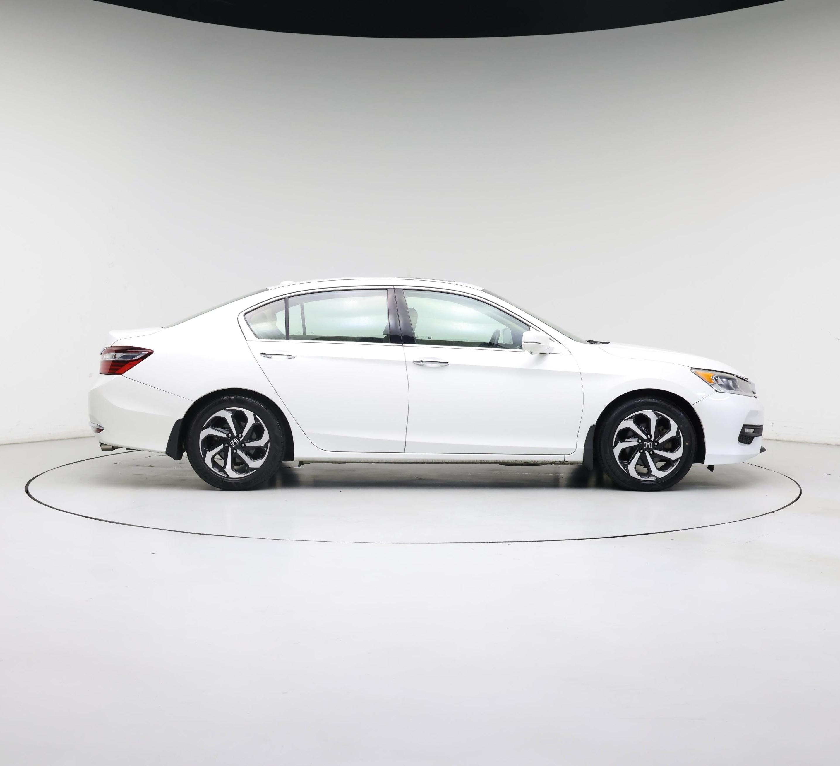 Thumbnail: 2017 Honda Accord - 7