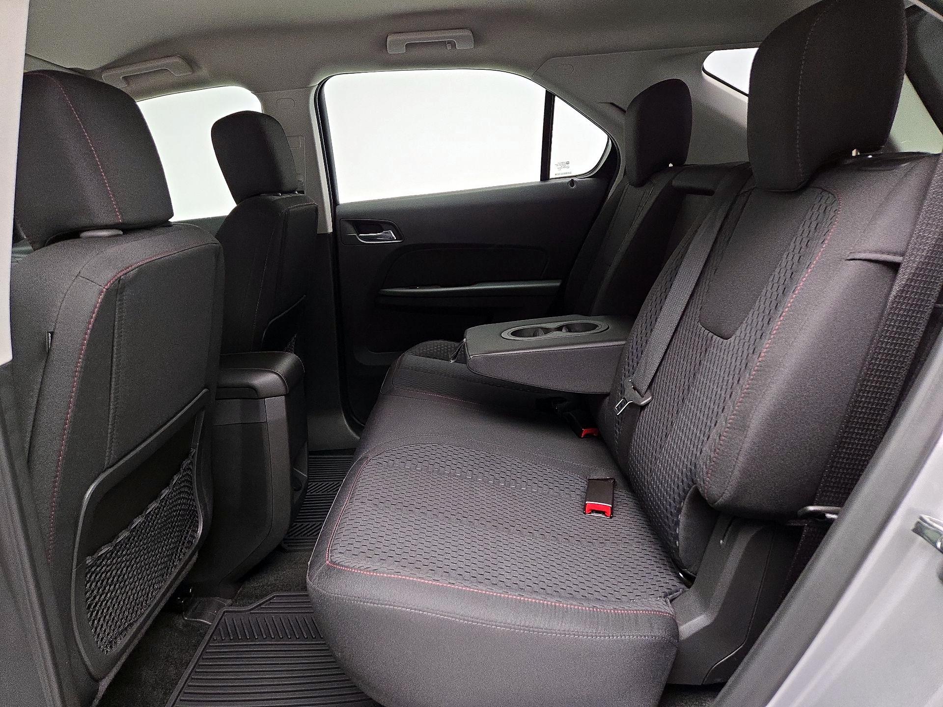 Thumbnail: 2015 Chevrolet Equinox - 17