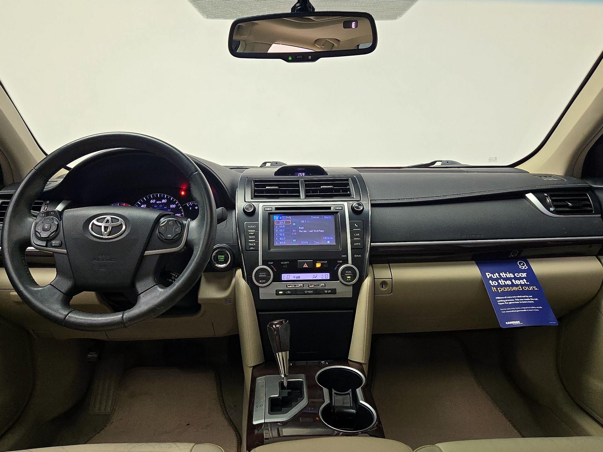 Thumbnail: 2014 Toyota Camry - 9
