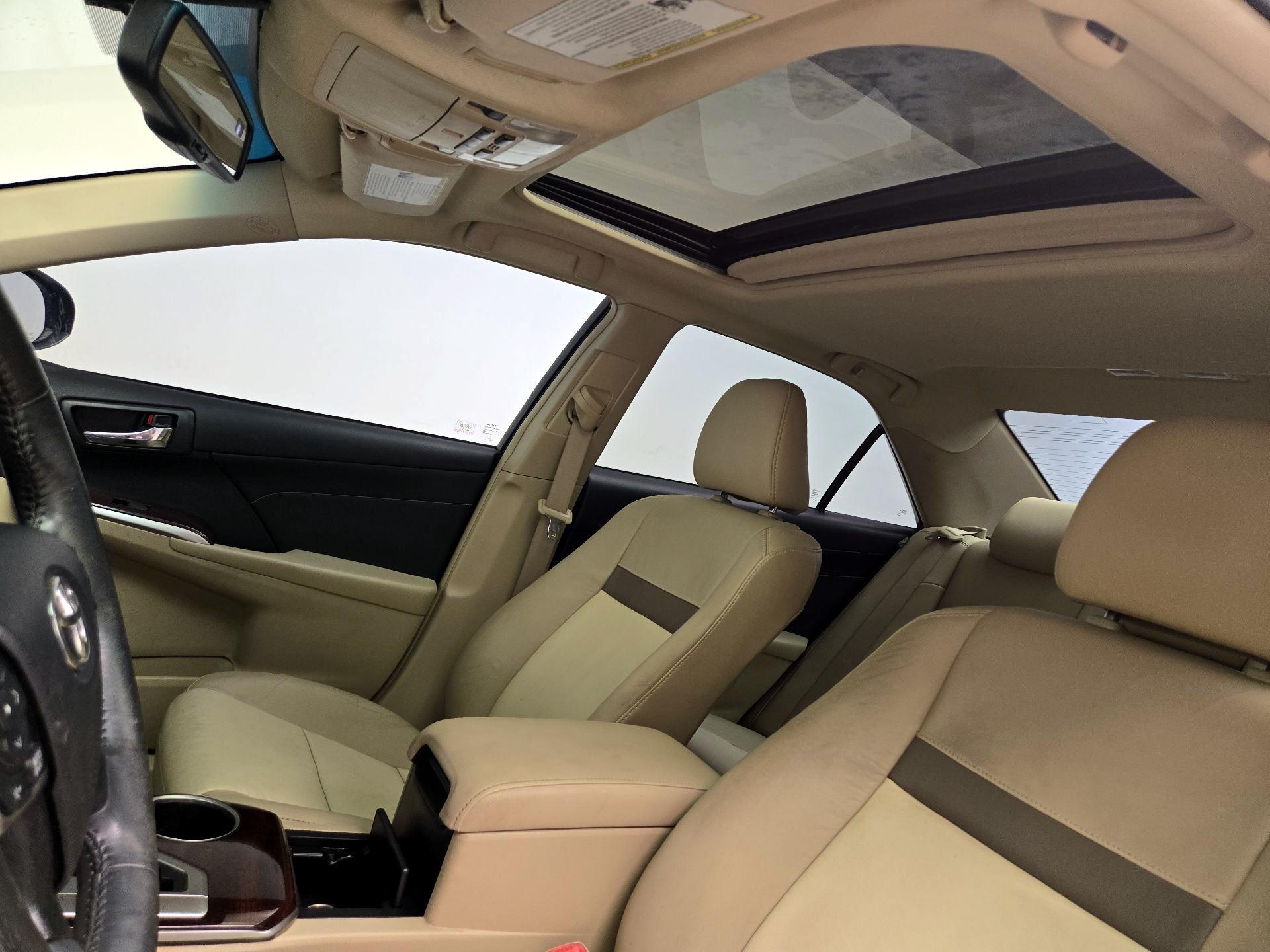 Thumbnail: 2014 Toyota Camry - 19