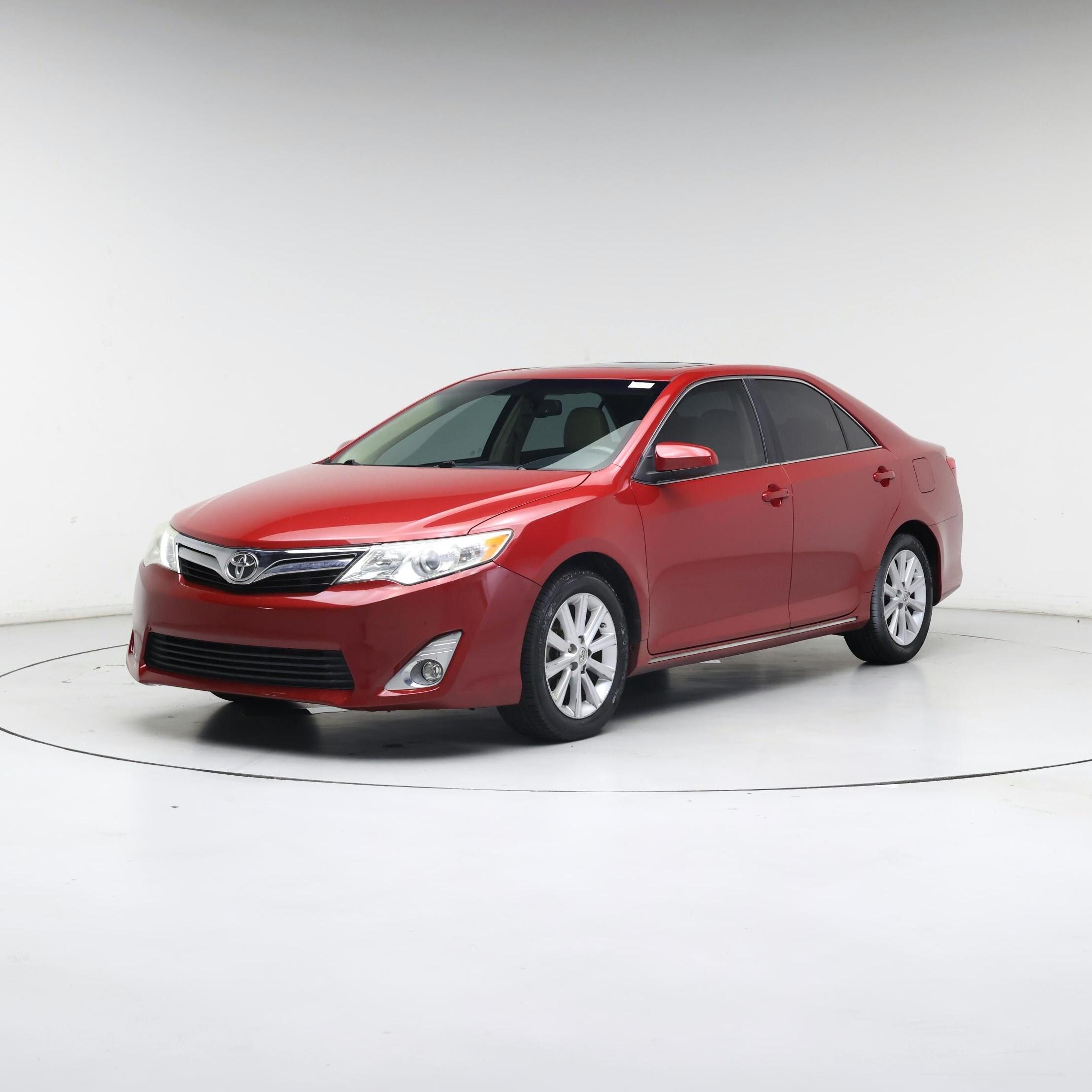 Thumbnail: 2014 Toyota Camry - 4