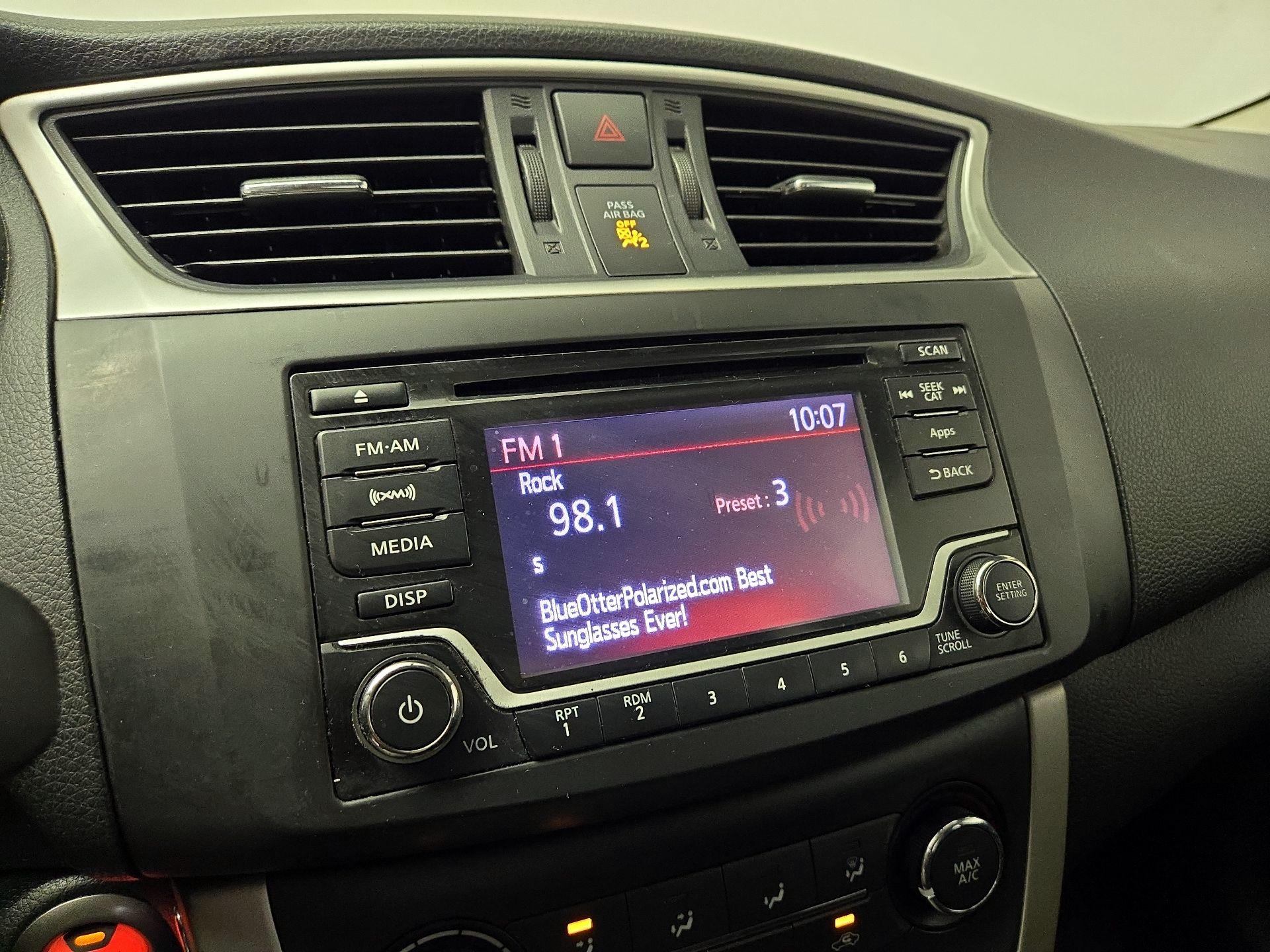 Thumbnail: 2015 Nissan Sentra - 15