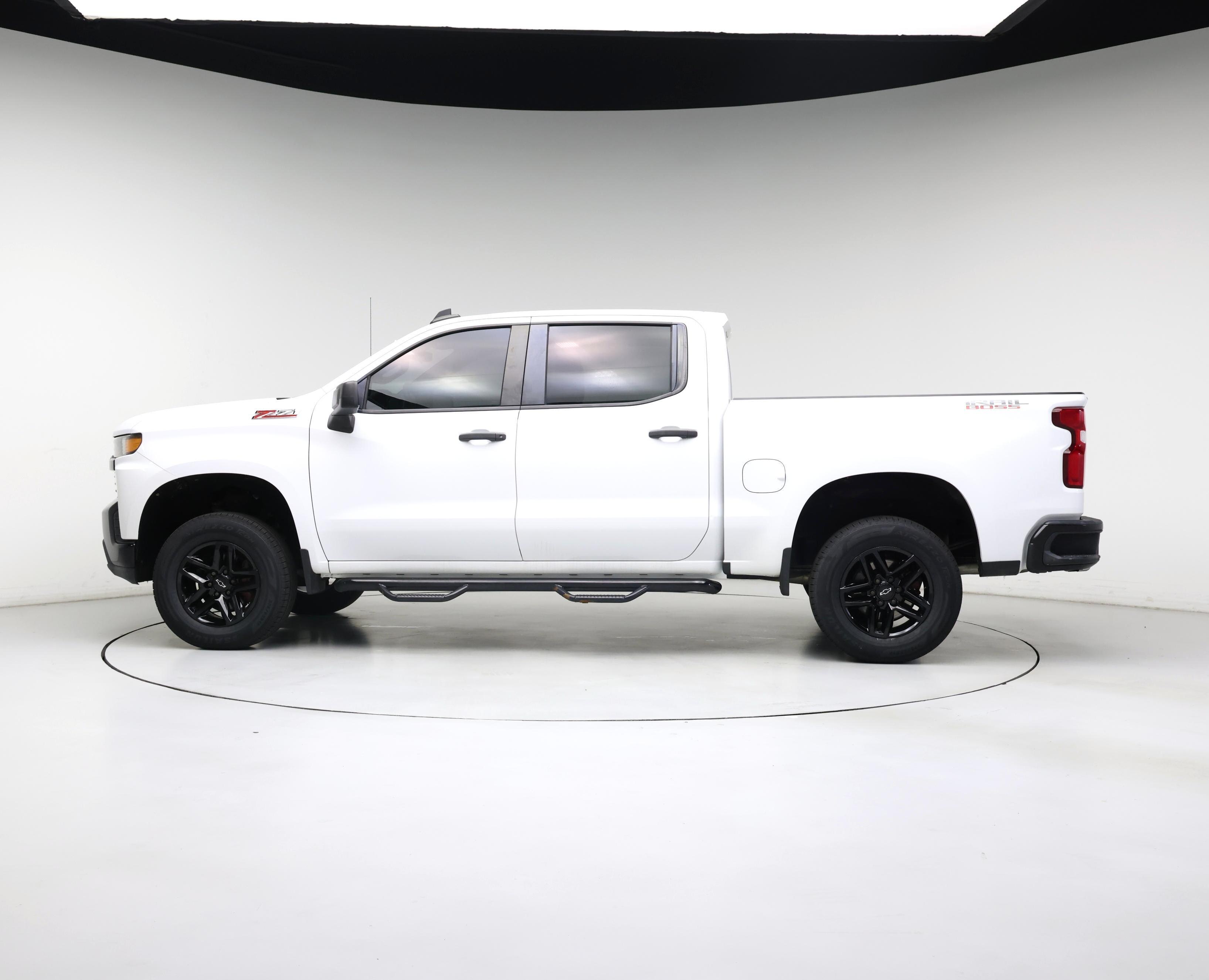 Thumbnail: 2019 Chevrolet Silverado 1500 - 3