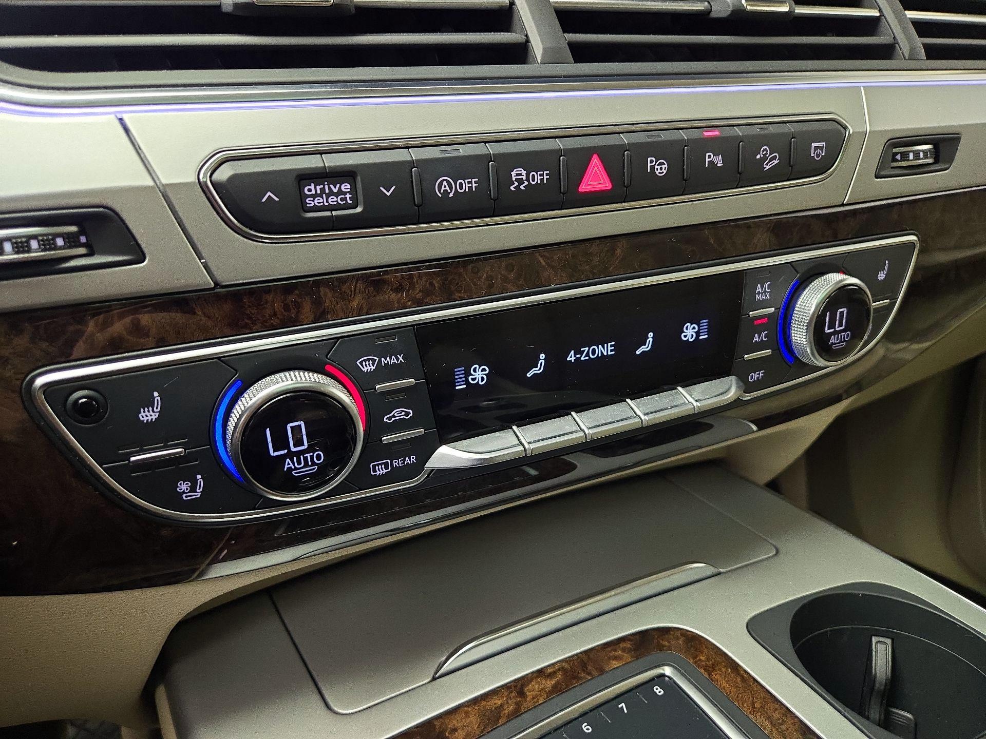 Thumbnail: 2019 Audi Q7 - 17