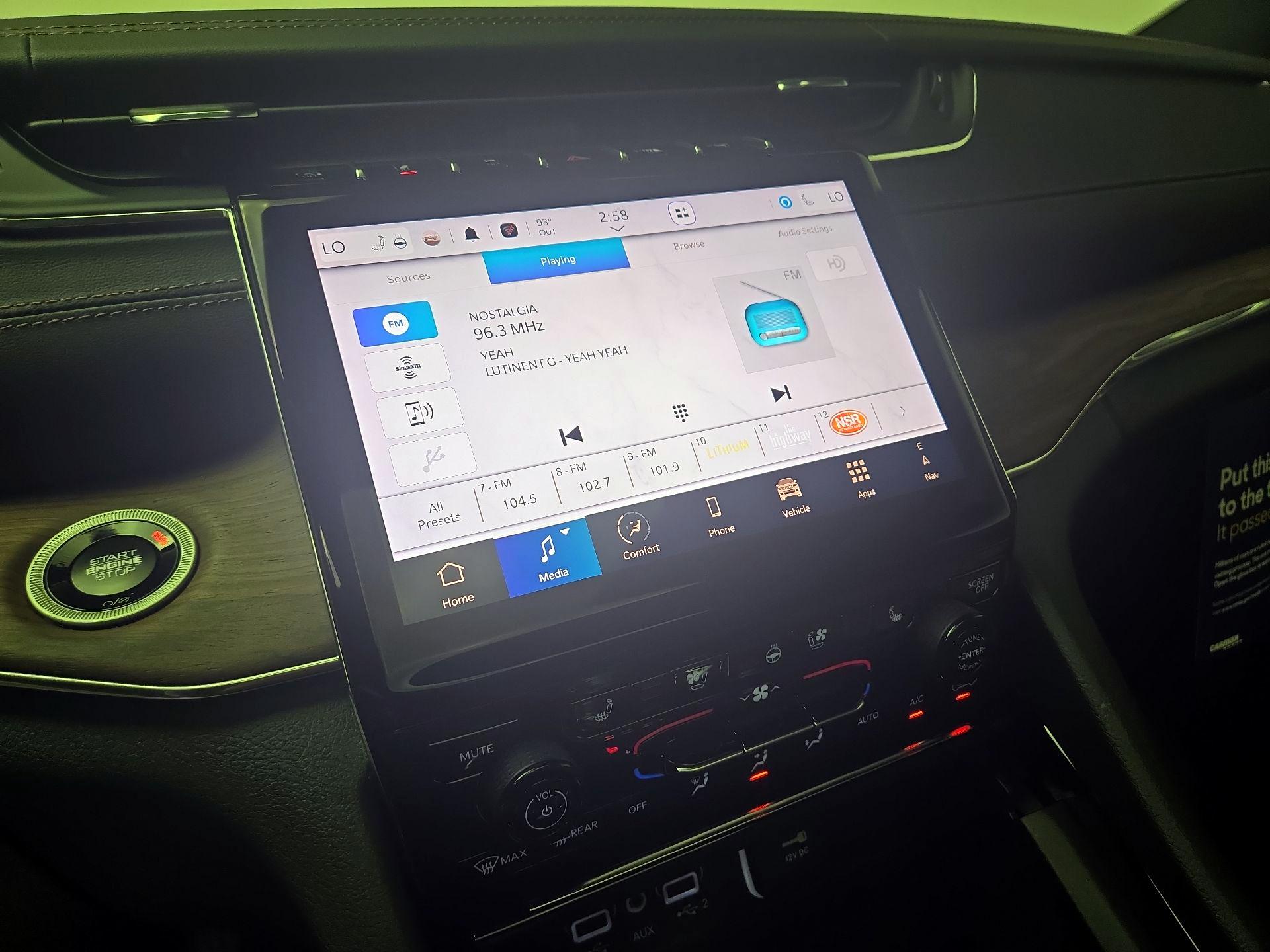 Thumbnail: 2025 Jeep Grand Cherokee - 16