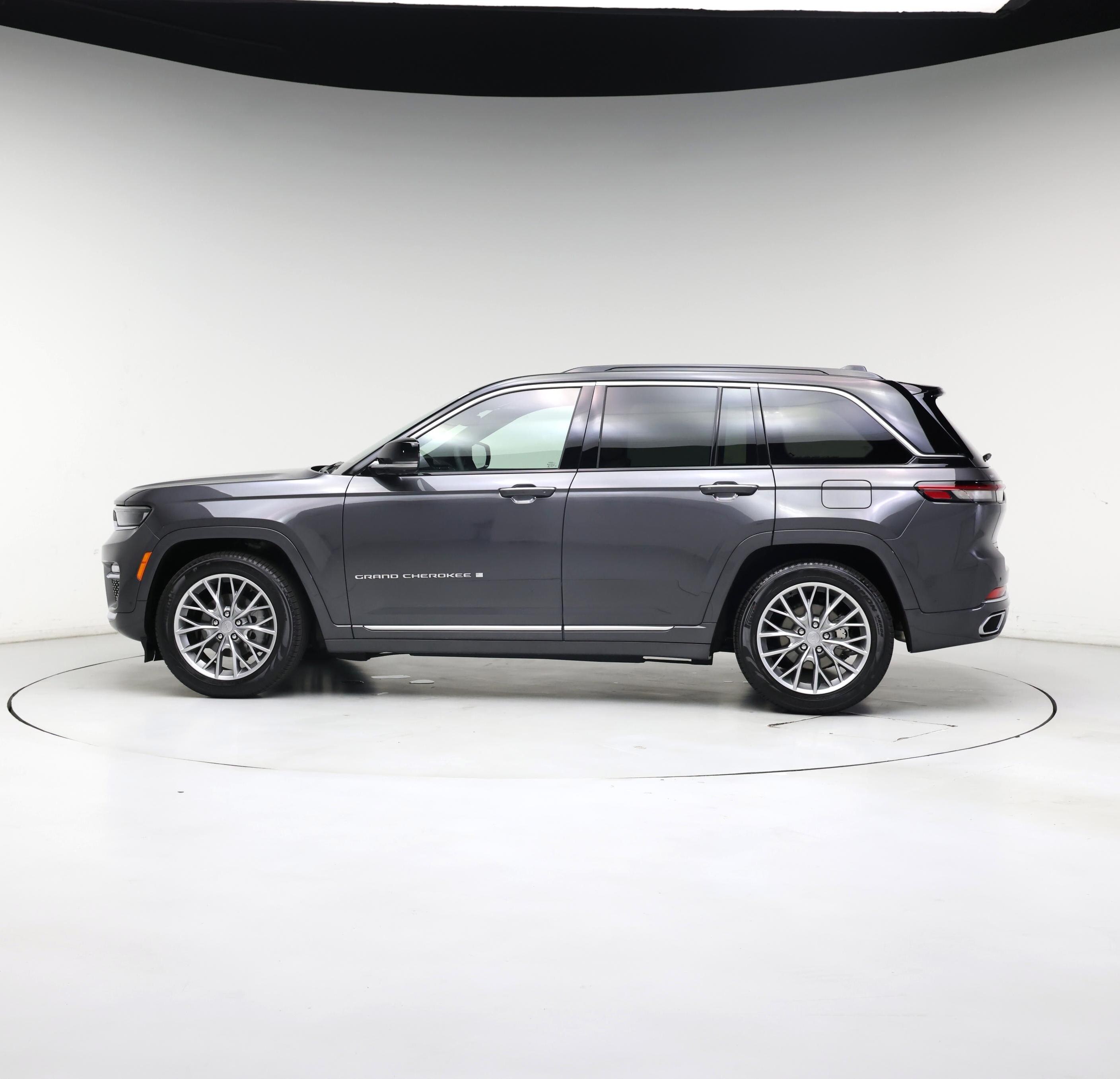 Thumbnail: 2025 Jeep Grand Cherokee - 3