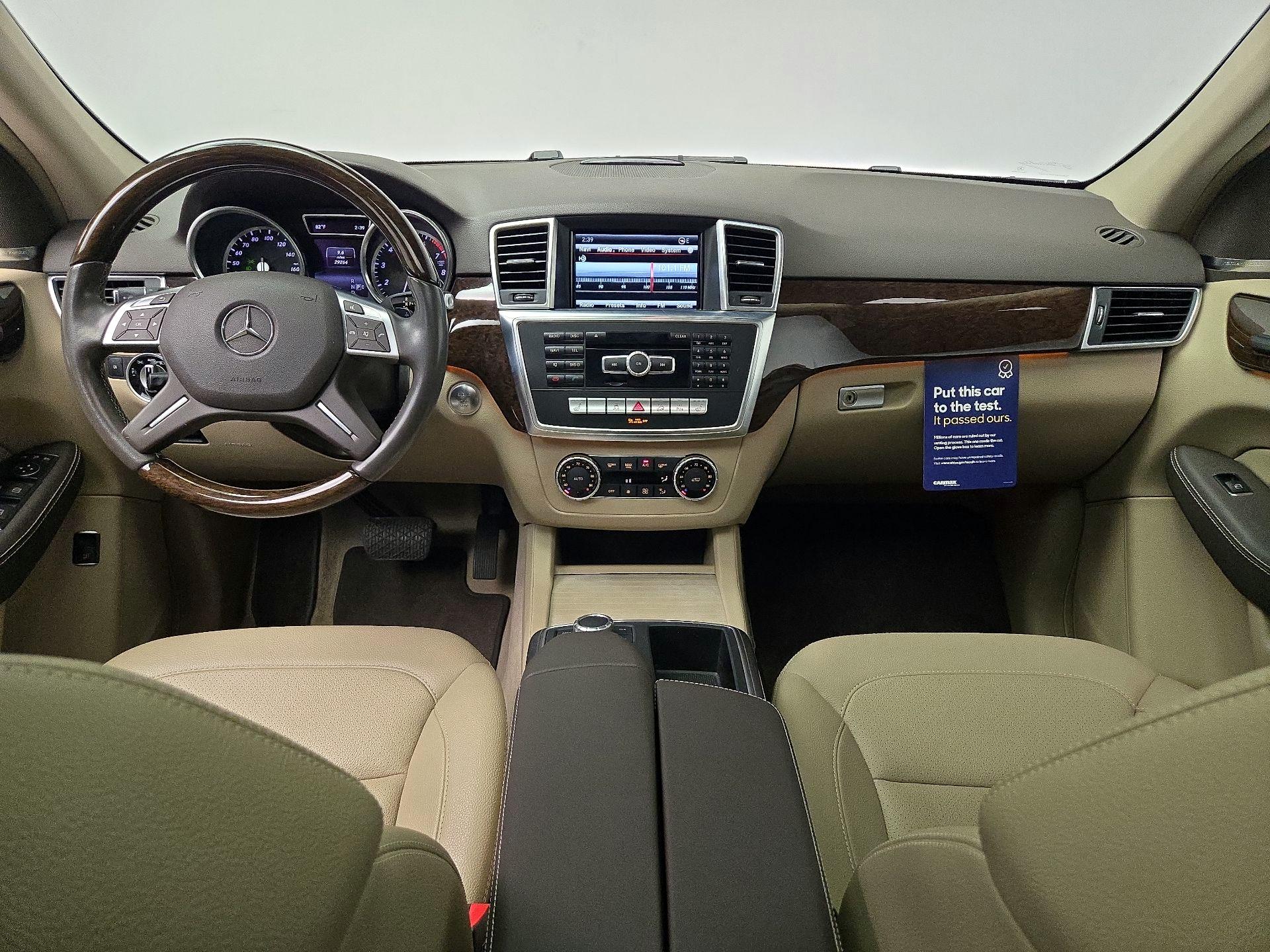 Thumbnail: 2015 Mercedes-Benz M-Class - 9