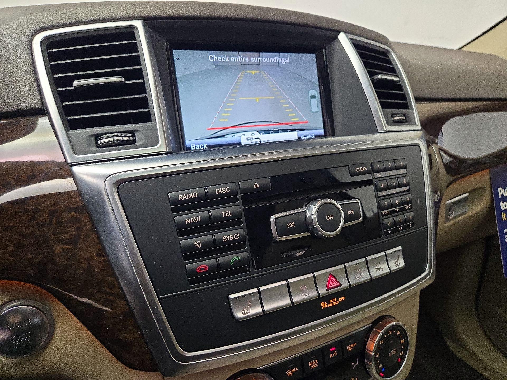 Thumbnail: 2015 Mercedes-Benz M-Class - 15
