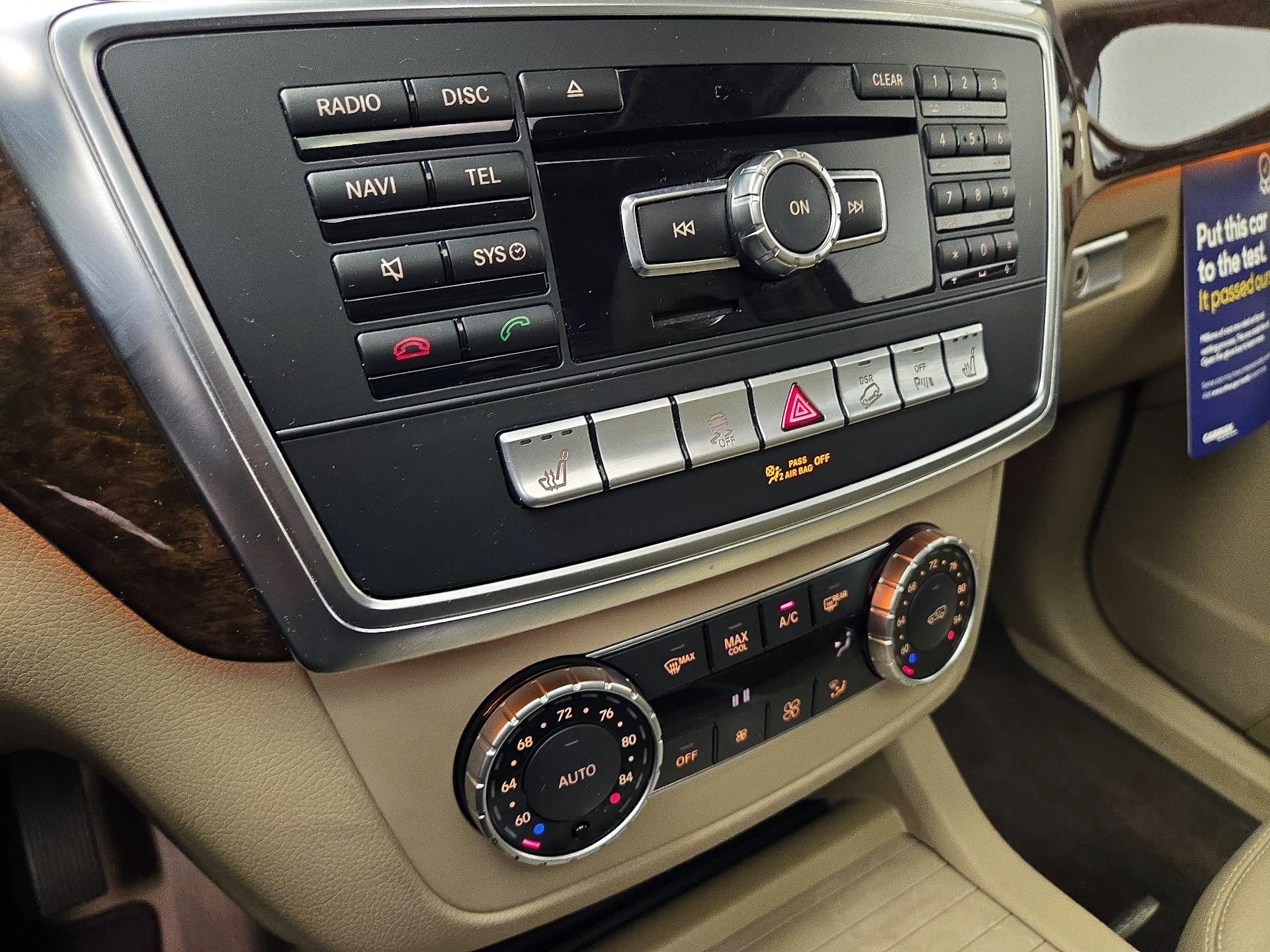 Thumbnail: 2015 Mercedes-Benz M-Class - 17