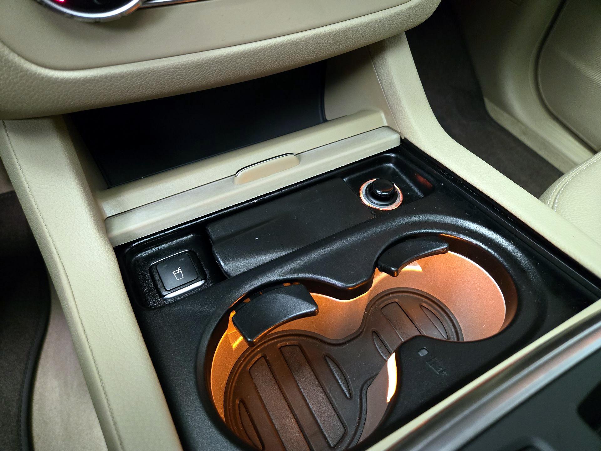 Thumbnail: 2015 Mercedes-Benz M-Class - 19