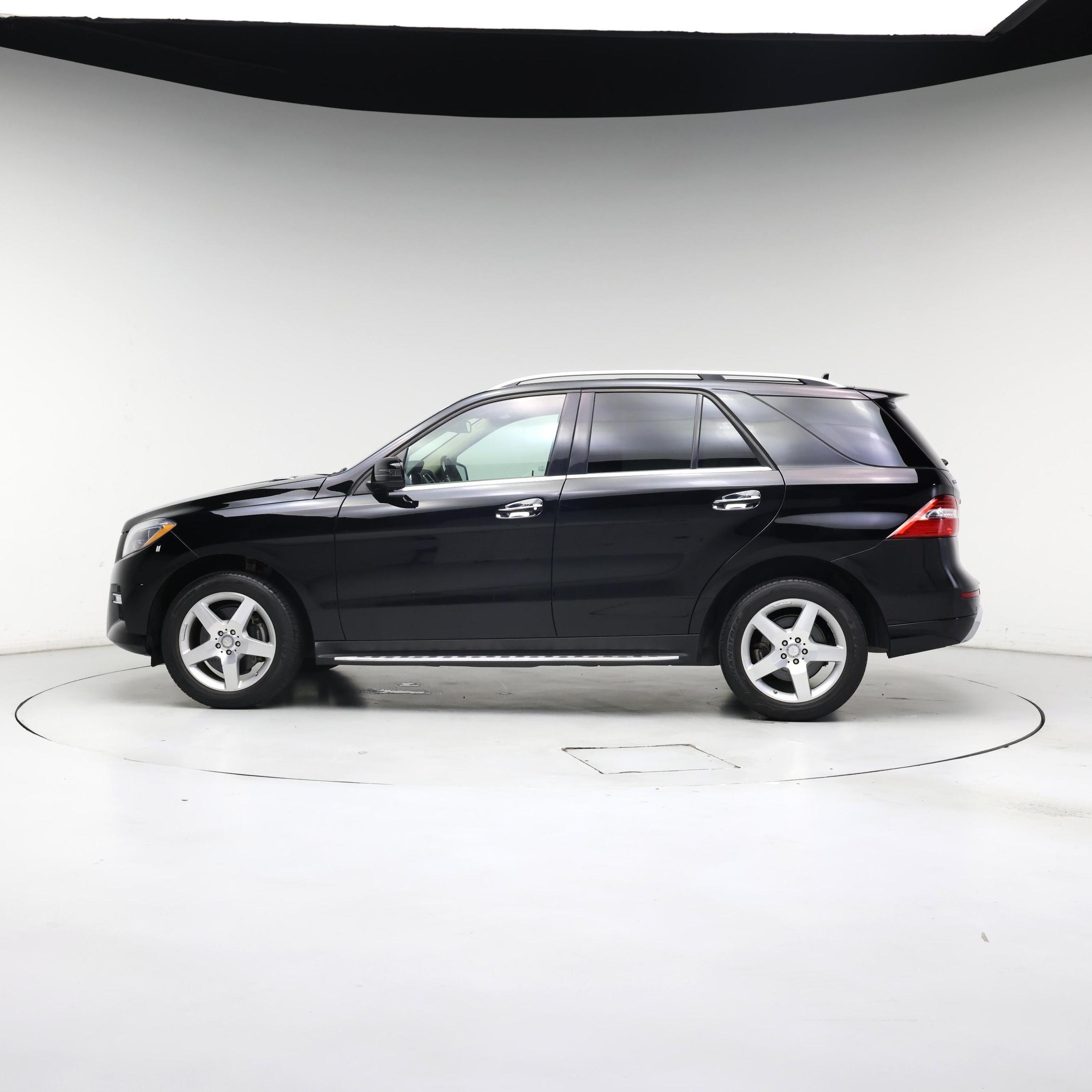 Thumbnail: 2015 Mercedes-Benz M-Class - 3