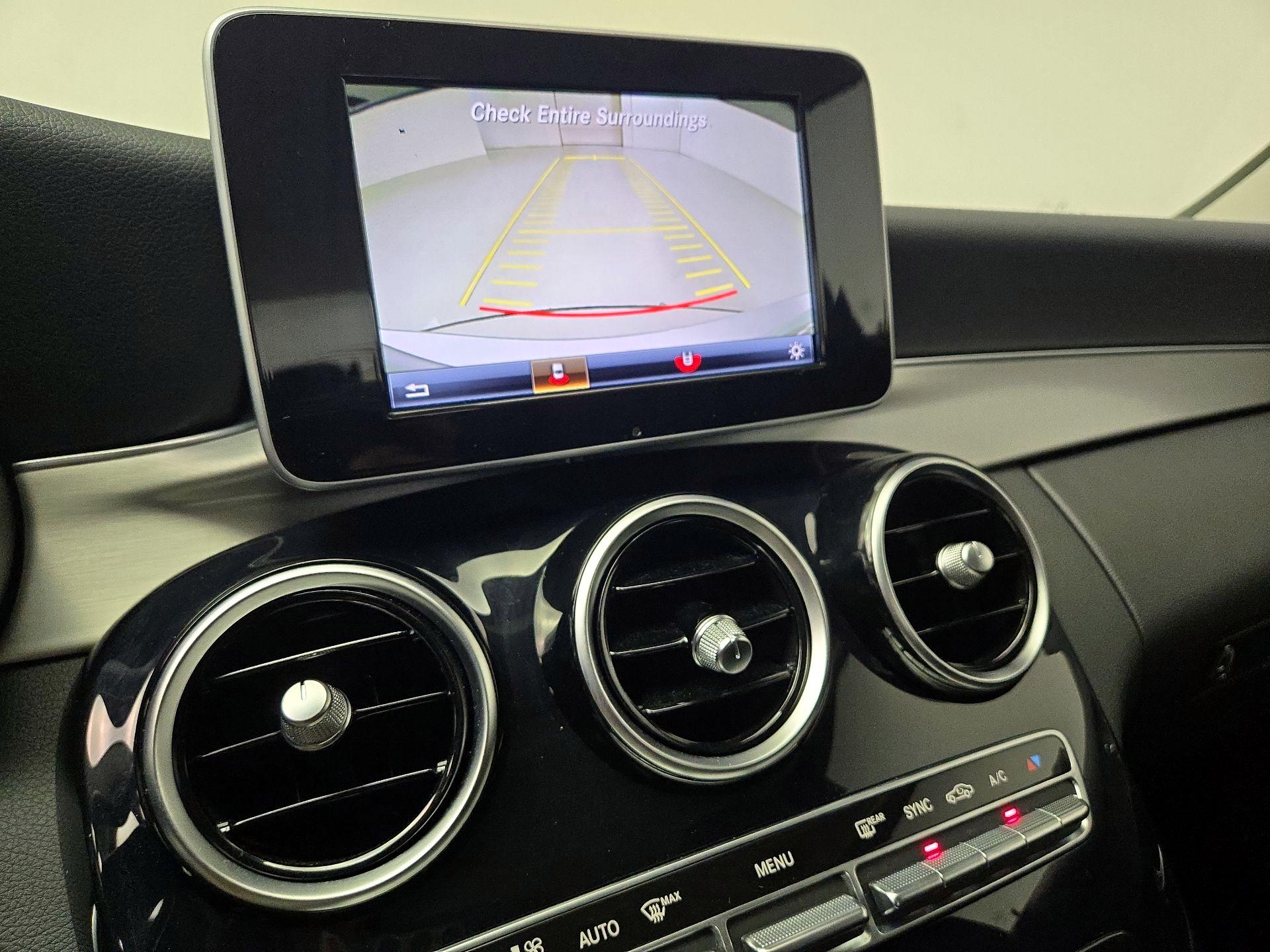 Thumbnail: 2015 Mercedes-Benz C-Class - 14