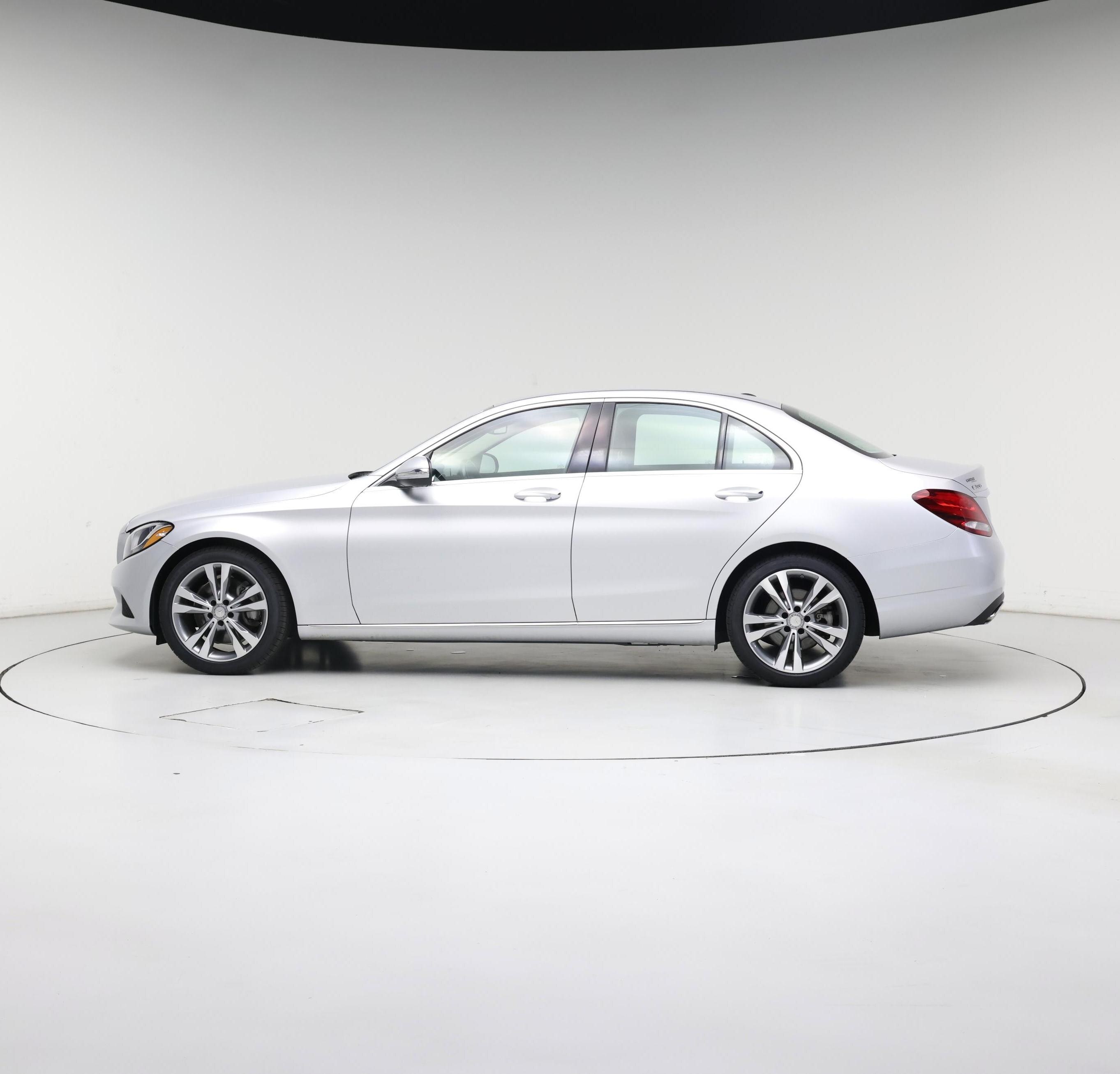 Thumbnail: 2015 Mercedes-Benz C-Class - 3